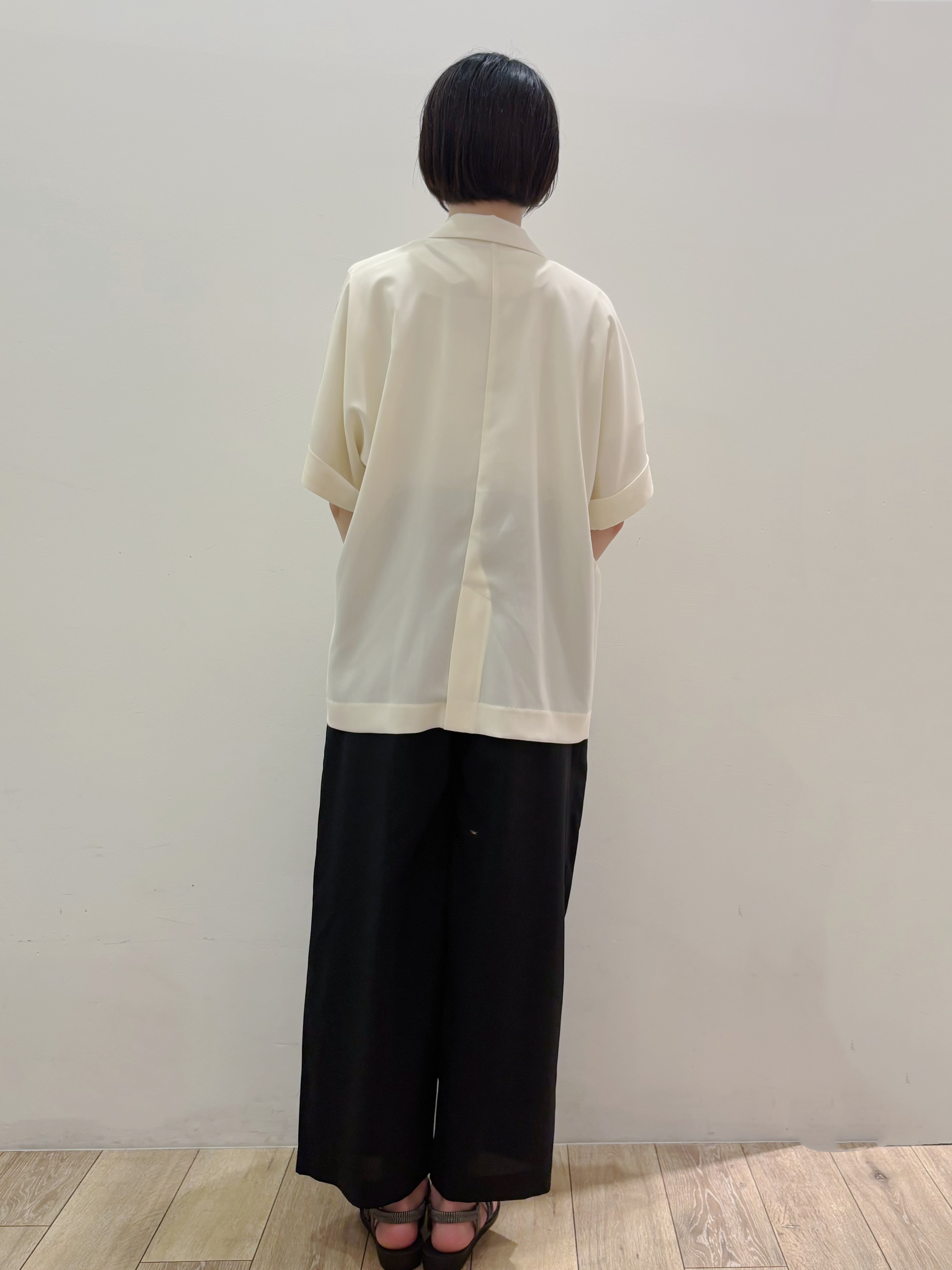 RINさんの「OPAQUE.CLIP｜【接触冷感／吸水速乾／防シワ】リネンライクテーラードジャケット《洗濯機OK》」を使ったコーディネート