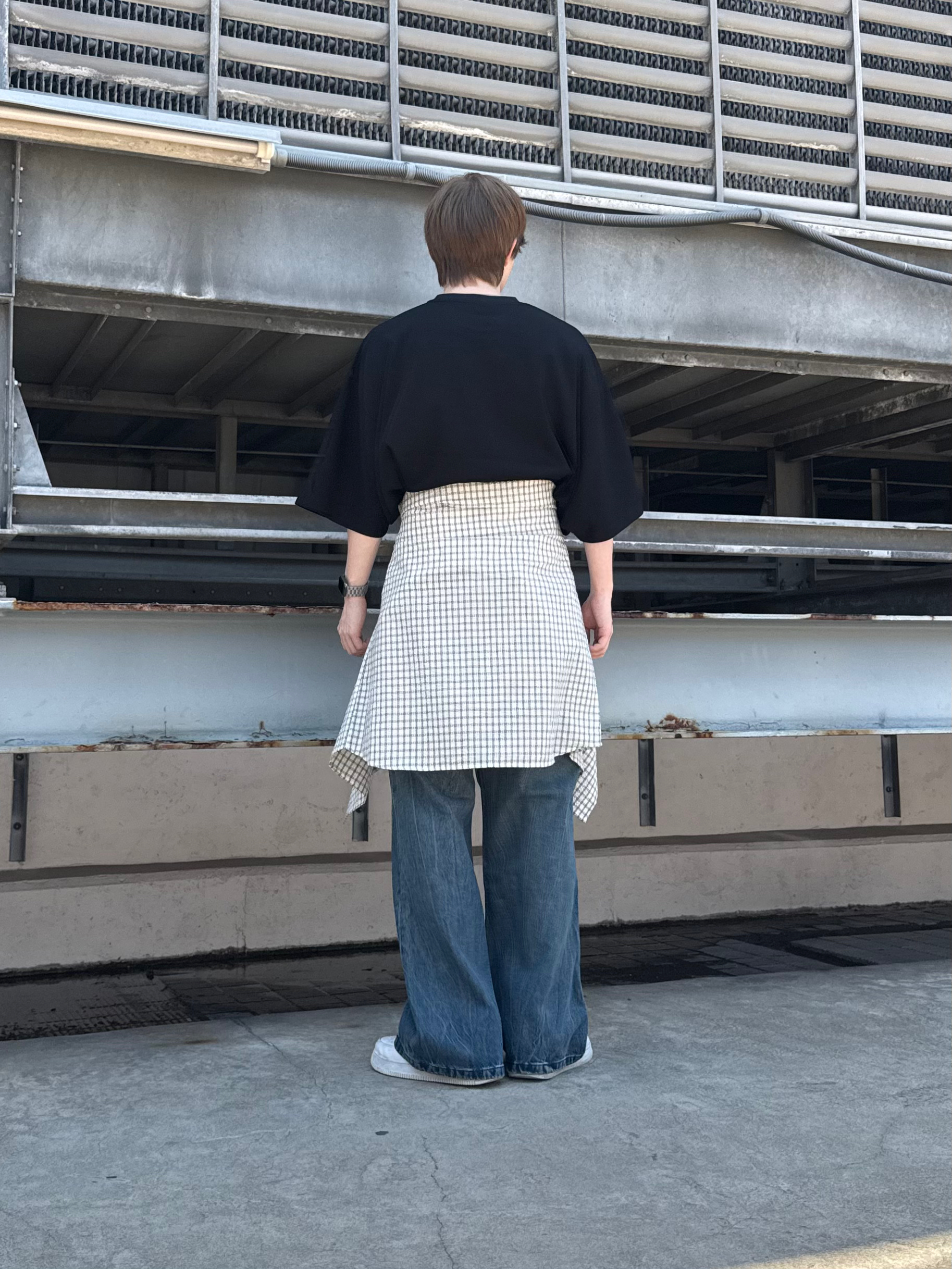 カネダさんの「tk.TAKEO KIKUCHI｜ワイドストレートレッグデニム」を使ったコーディネート