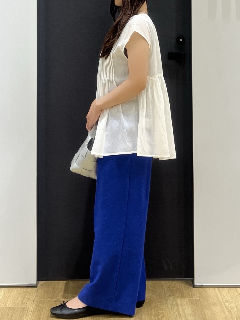 Minaさんの「Dessin｜インドコットン ピンタックブラウス」を使ったコーディネート