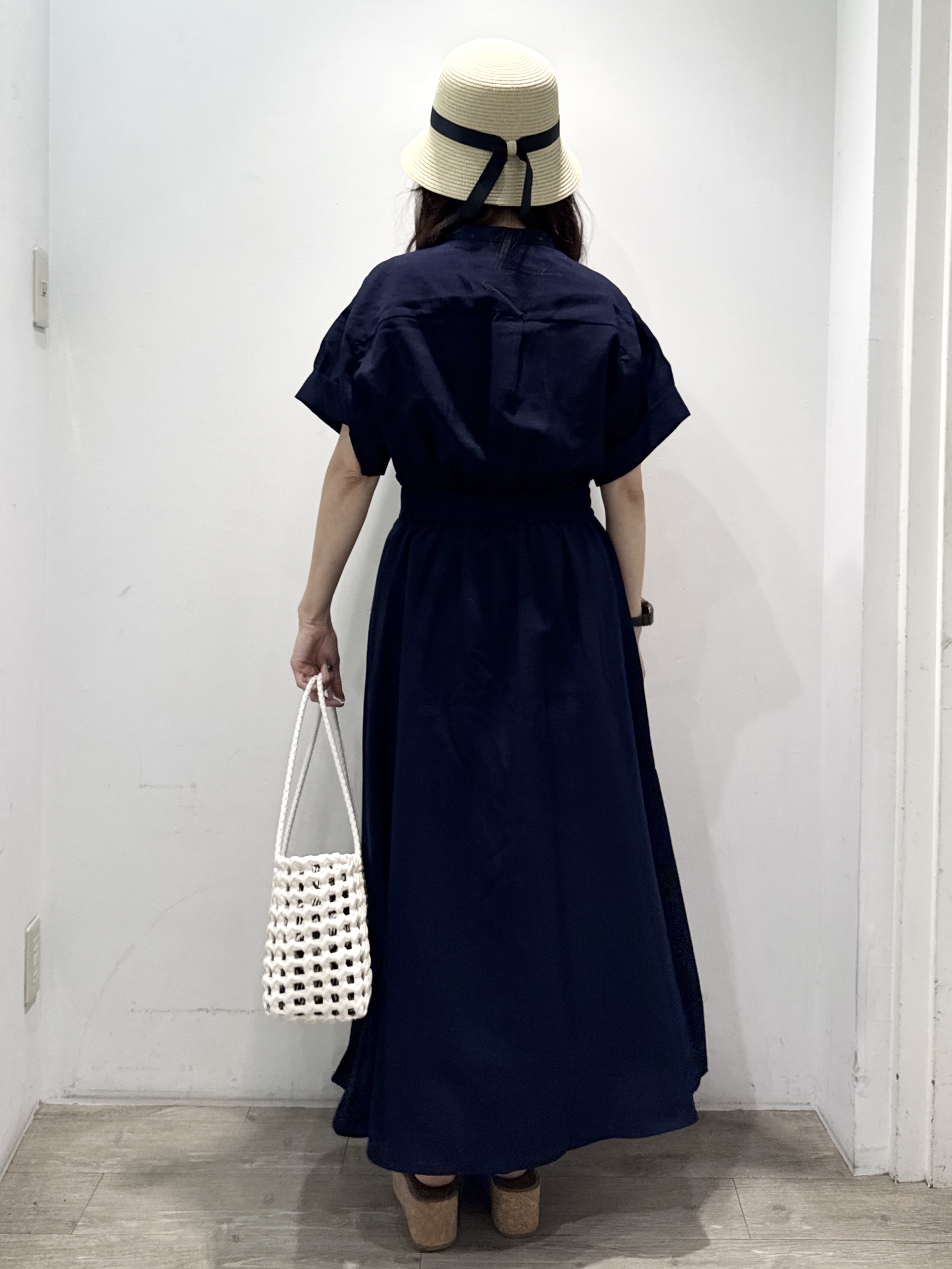 yuicciさんの「OPAQUE.CLIP｜【接触冷感／吸水速乾】リネンライク シャツワンピース《洗濯機OK》」を使ったコーディネート