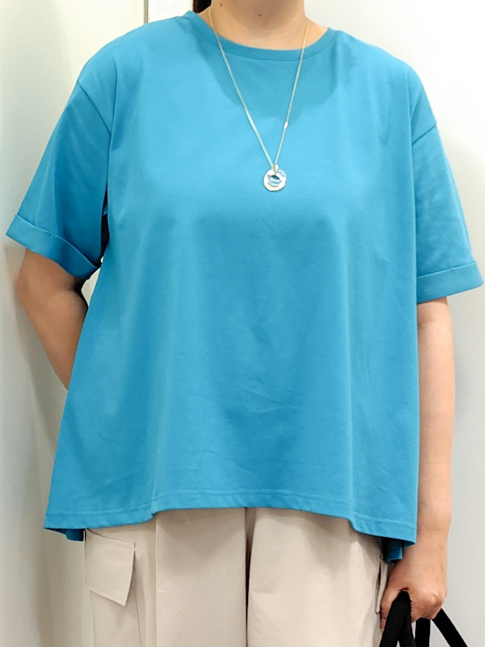 こんちゃんさんの「grove｜【遮熱／吸水速乾／UVカット】フレアシルエットTシャツ」を使ったコーディネート