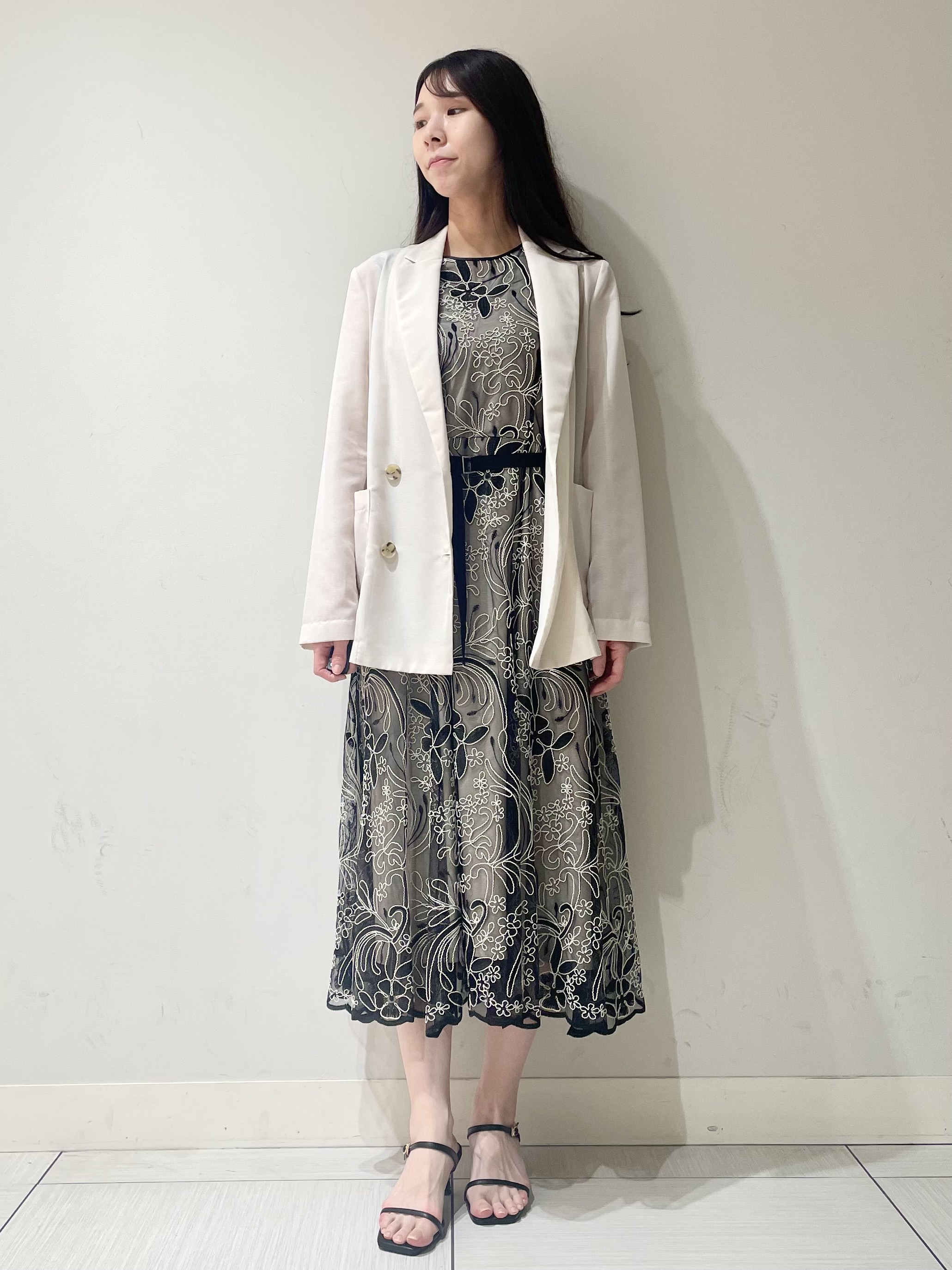 ことさんの「DRESSTERIOR｜【接触冷感/防シワ機能/ウォッシャブル】クールタッチ リネンブレンドシアージャケット」を使ったコーディネート