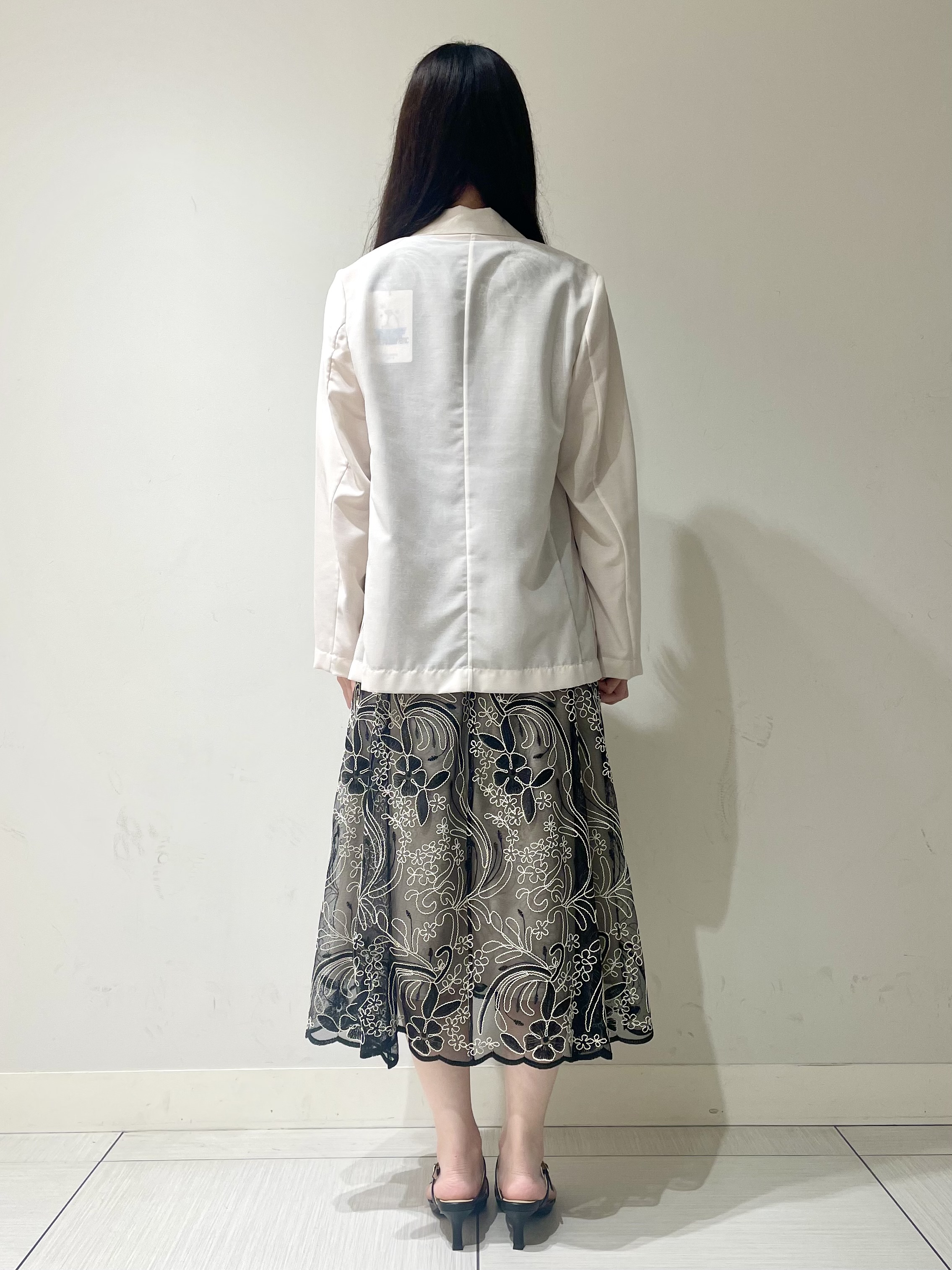 ことさんの「DRESSTERIOR｜【接触冷感/防シワ機能/ウォッシャブル】クールタッチ リネンブレンドシアージャケット」を使ったコーディネート
