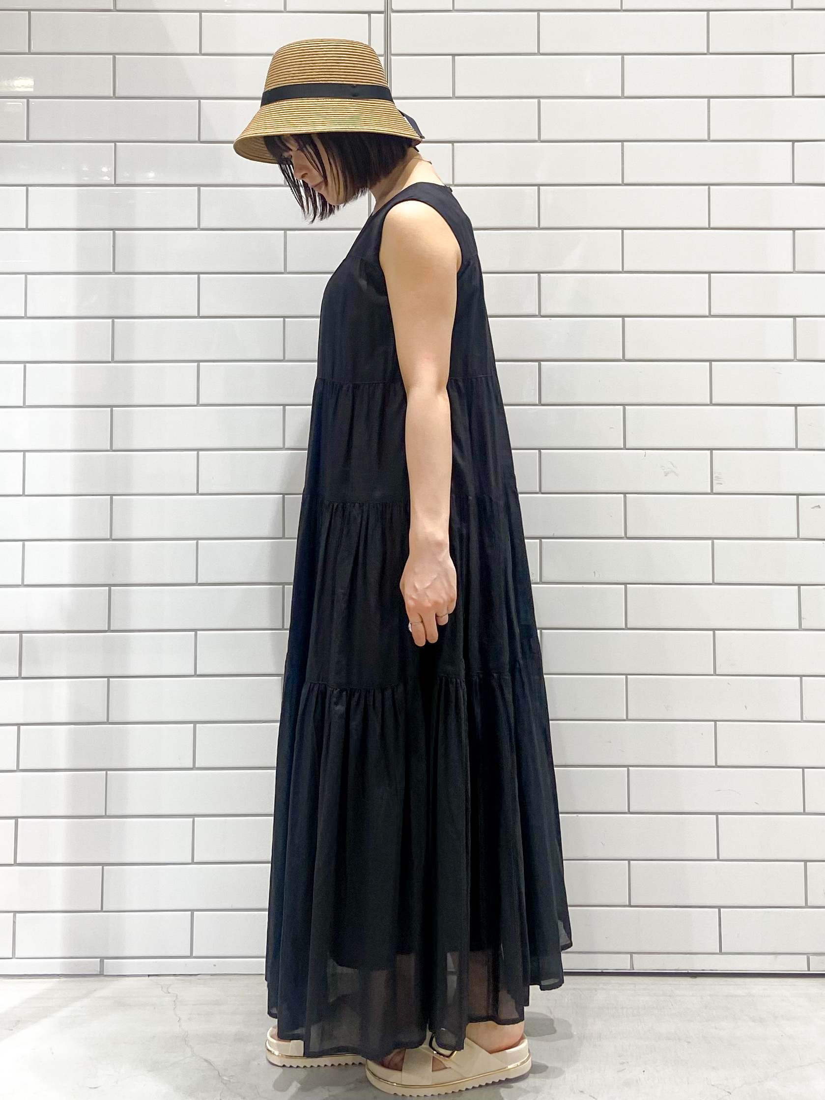 kimiさんの「OPAQUE.CLIP｜ティアードサマードレス／オーガニックコットン混【洗濯機OK】」を使ったコーディネート