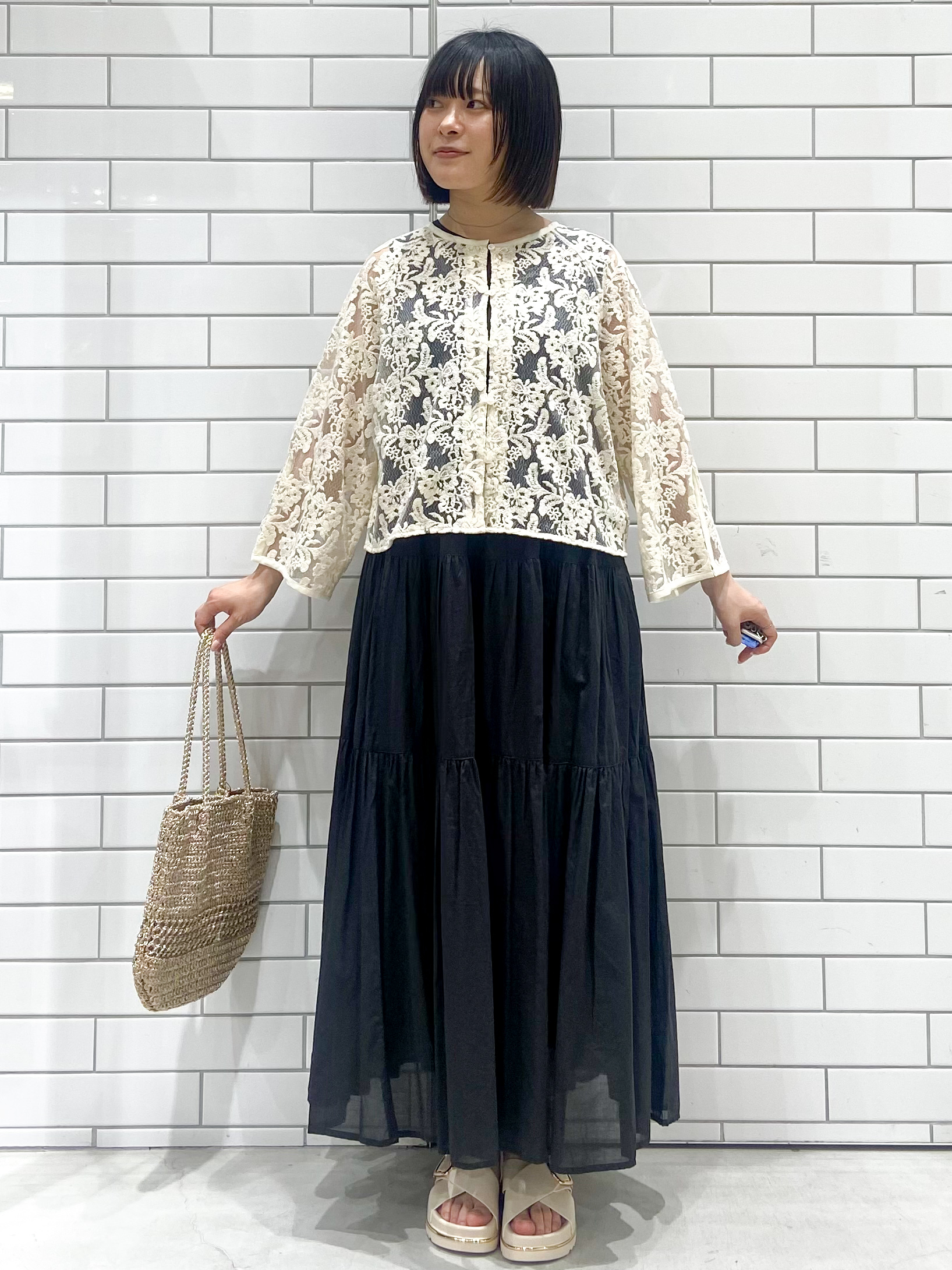kimiさんの「OPAQUE.CLIP｜刺繍レースショートブラウス【洗える】」を使ったコーディネート