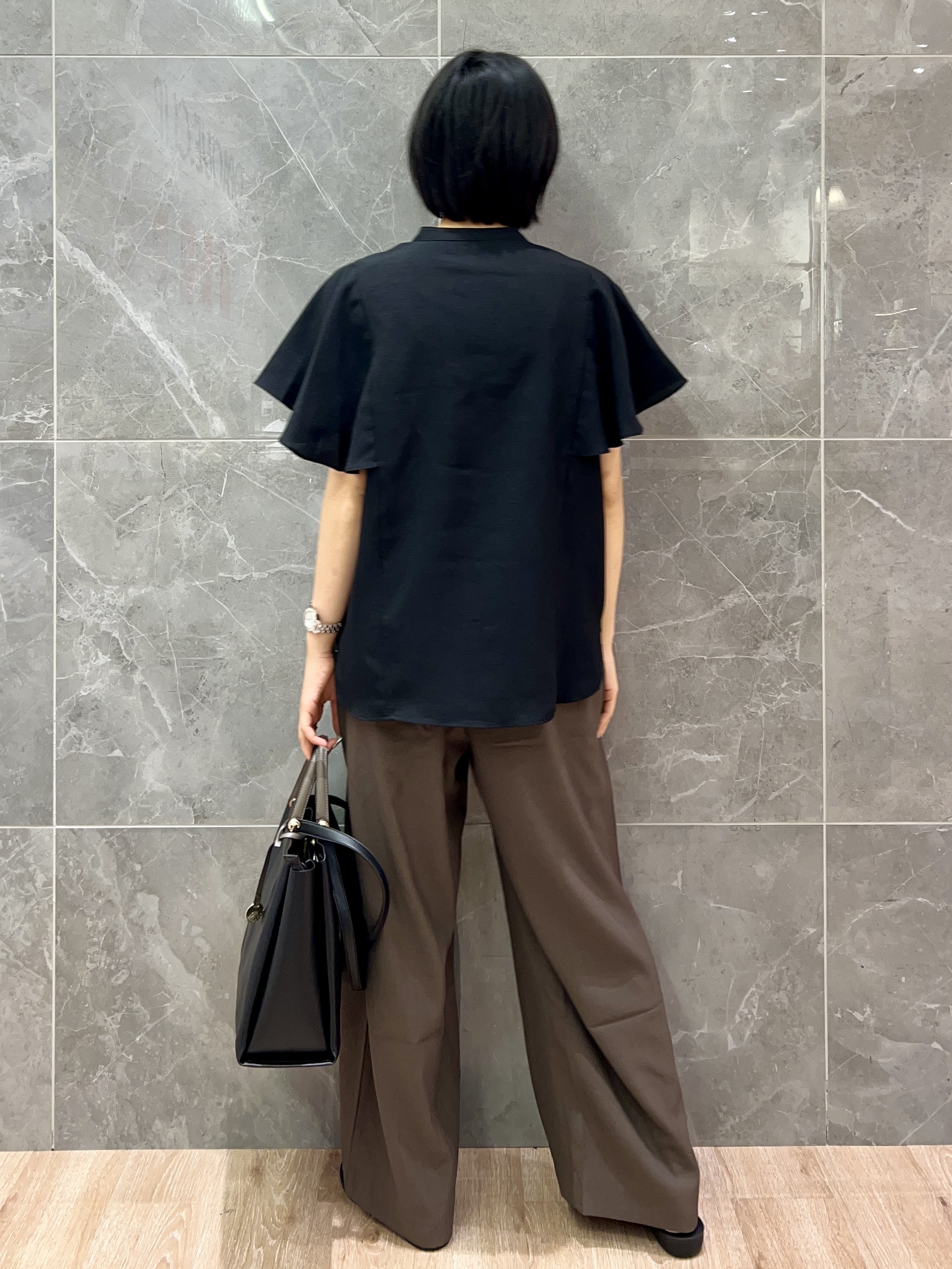 みくさんの「OPAQUE.CLIP｜【接触冷感／吸水速乾】フレアスリーブブラウス《イージーアイロン／洗濯機OK》」を使ったコーディネート
