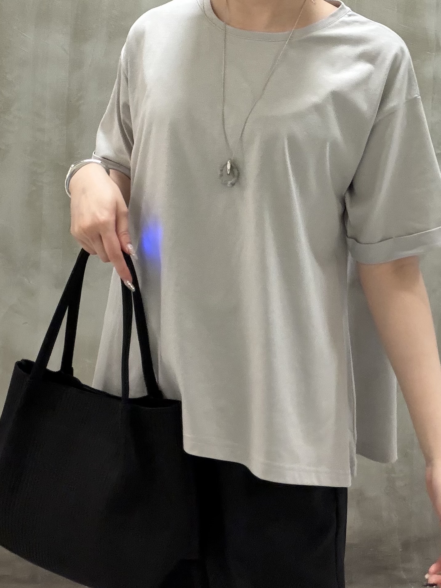 maiさんの「grove｜【遮熱／吸水速乾／UVカット】フレアシルエットTシャツ」を使ったコーディネート