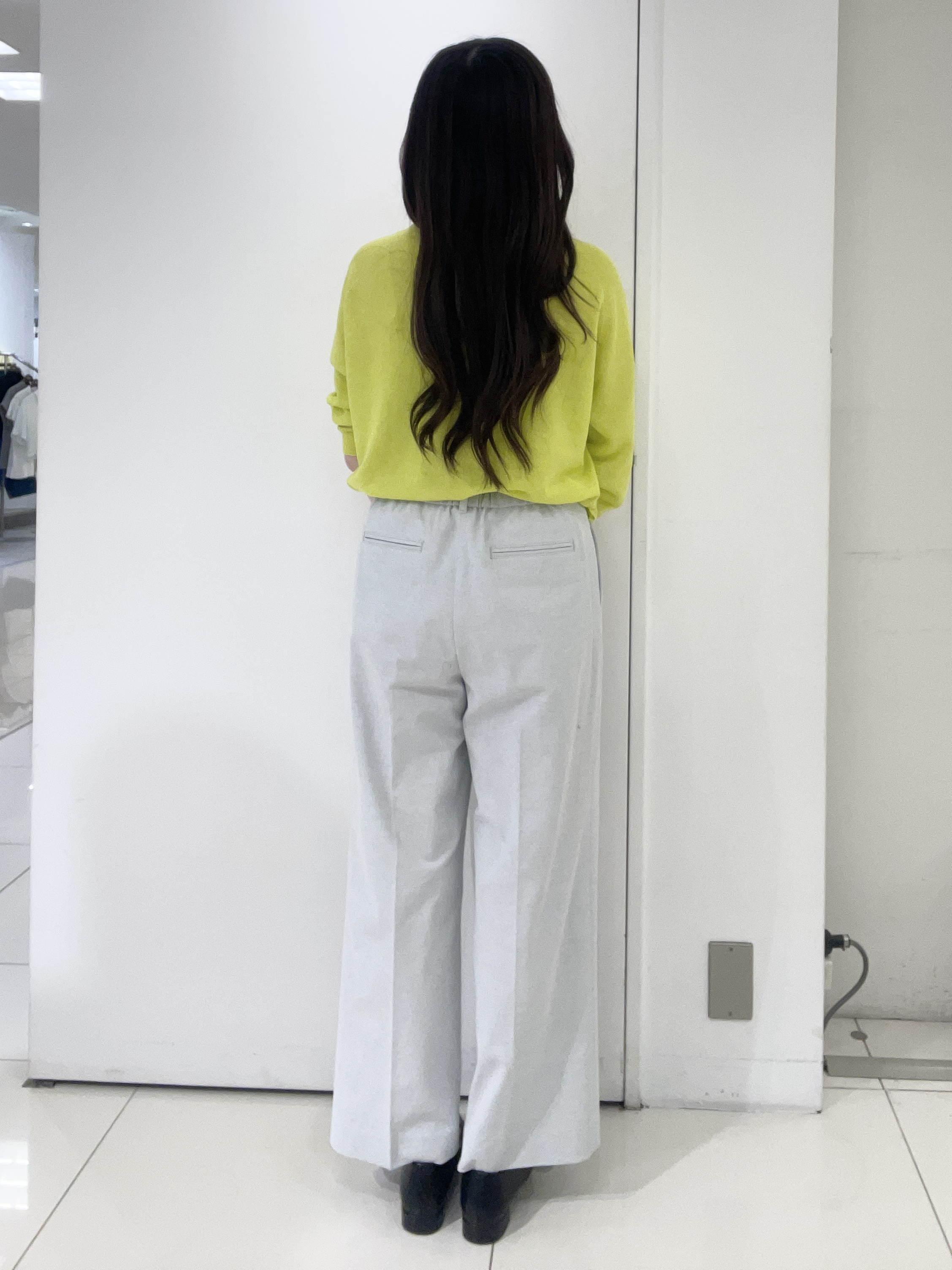 moeさんの「UNTITLED｜【ゆったり/リラクシー】リネンボートネックプルオーバー」を使ったコーディネート