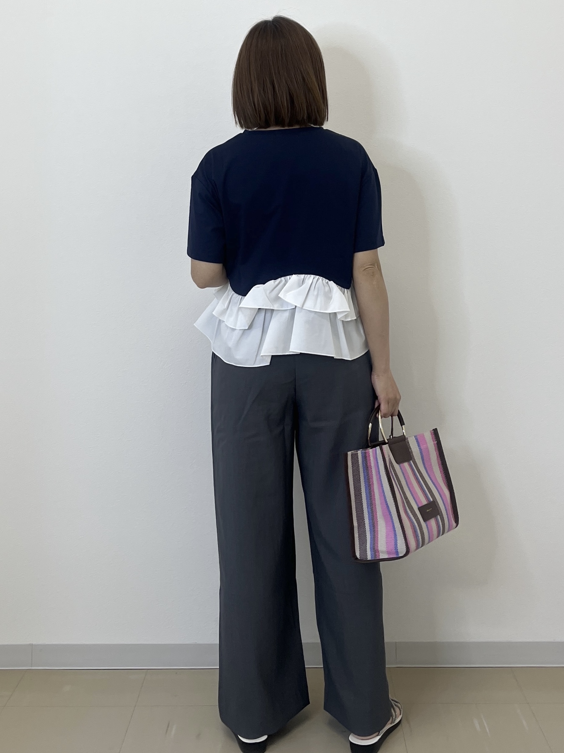 あずささんの「OPAQUE.CLIP｜裾フリルドッキングTシャツ【洗濯機OK】」を使ったコーディネート