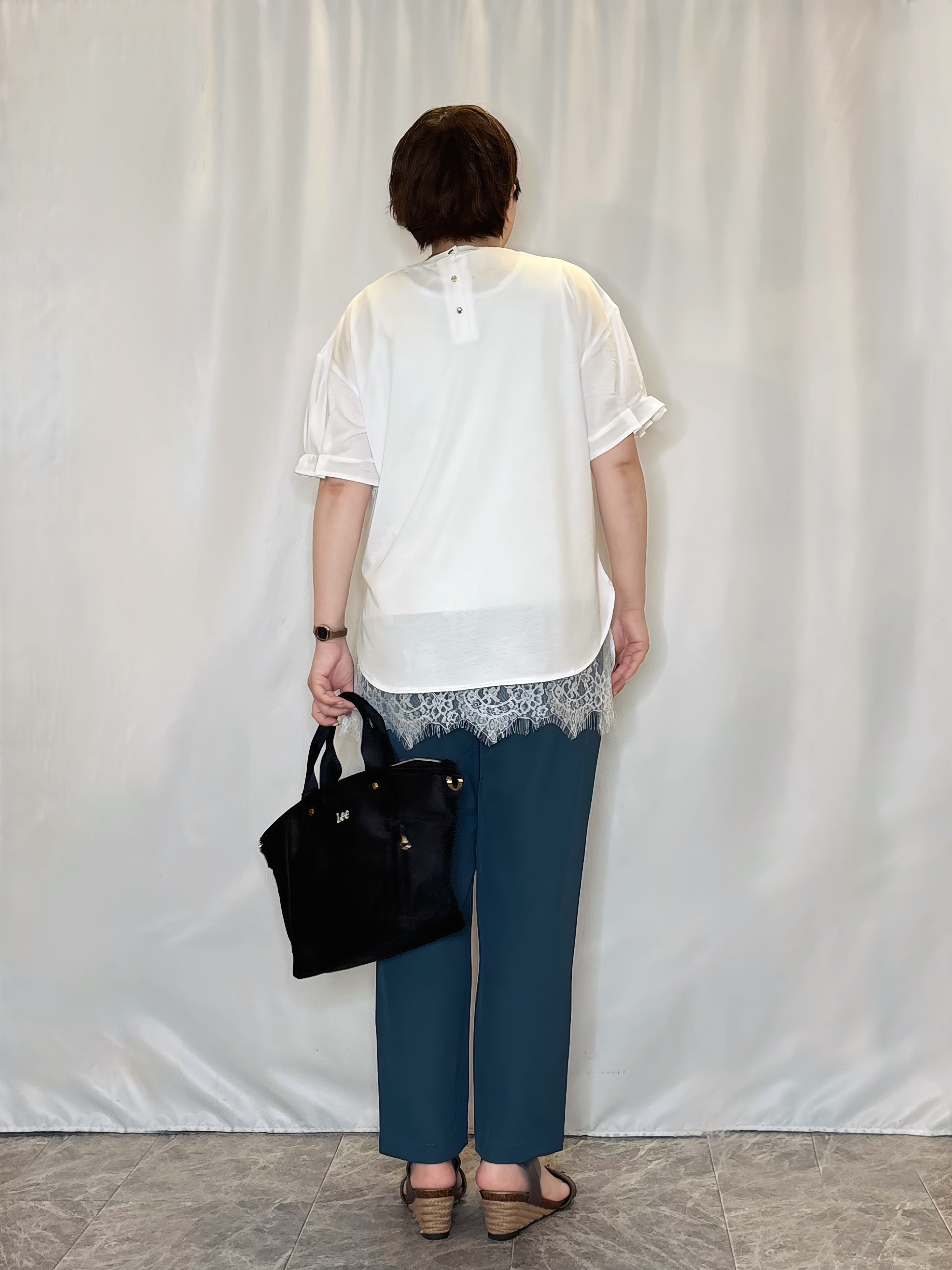 たみさんの「SHOO･LA･RUE｜【ひんやり/UV/S-LL】お袖ふんわり二の腕カバー ぷっくりラメプリントTシャツ」を使ったコーディネート