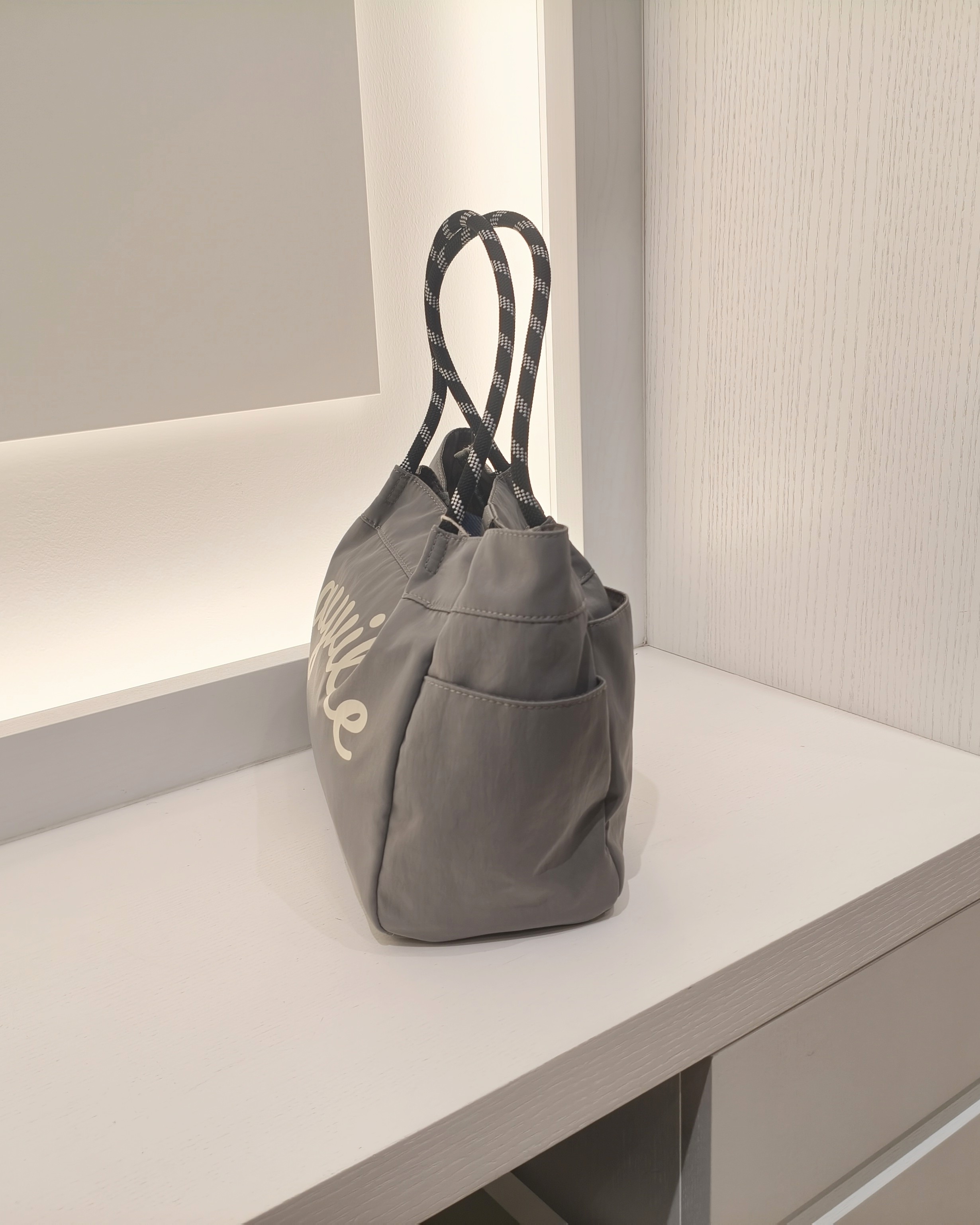 AIKOsanさんの「Dessin｜【マシンウォッシャブル】エアリーシアー 5分袖プルオーバーシャツ」を使ったコーディネート