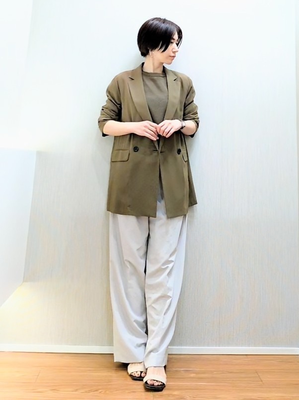 ミズタさんの「UNTITLED｜◆【セットアップ可/接触冷感/通気性】ドライシアーダブルジャケット」を使ったコーディネート