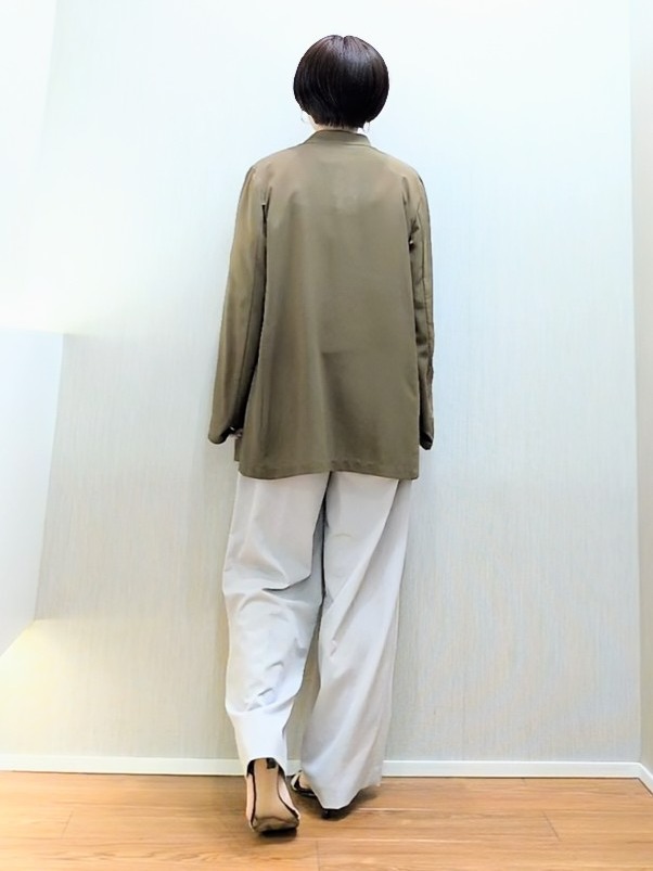 ミズタさんの「UNTITLED｜◆【セットアップ可/接触冷感/通気性】ドライシアーダブルジャケット」を使ったコーディネート