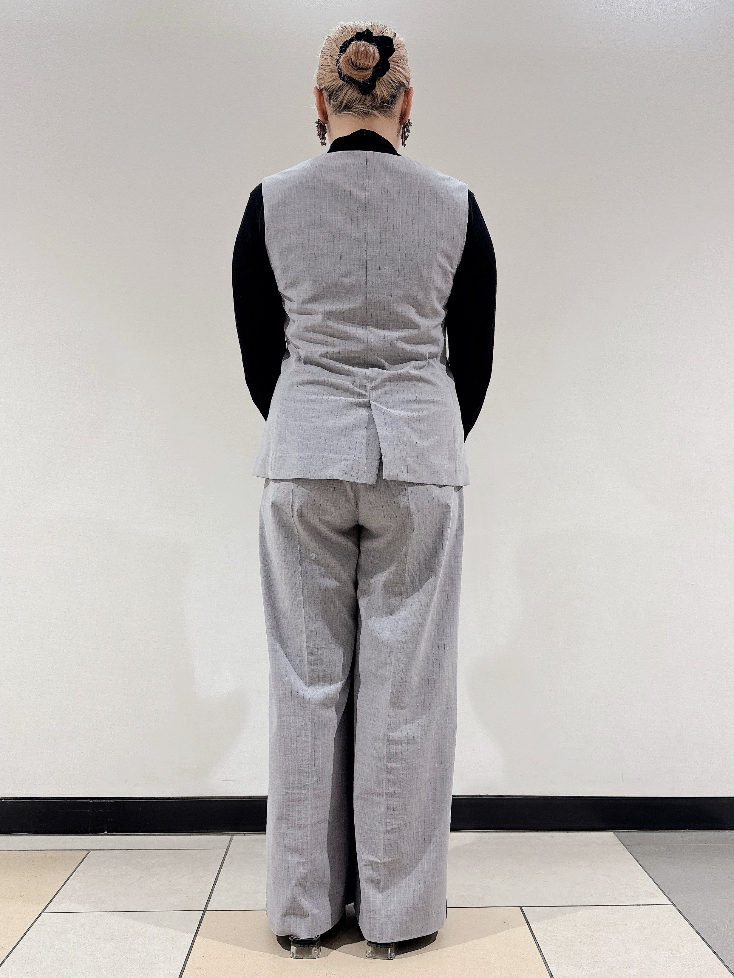 なかもとあきさんの「DRESSTERIOR｜【シアー素材】シアータートルトップス」を使ったコーディネート