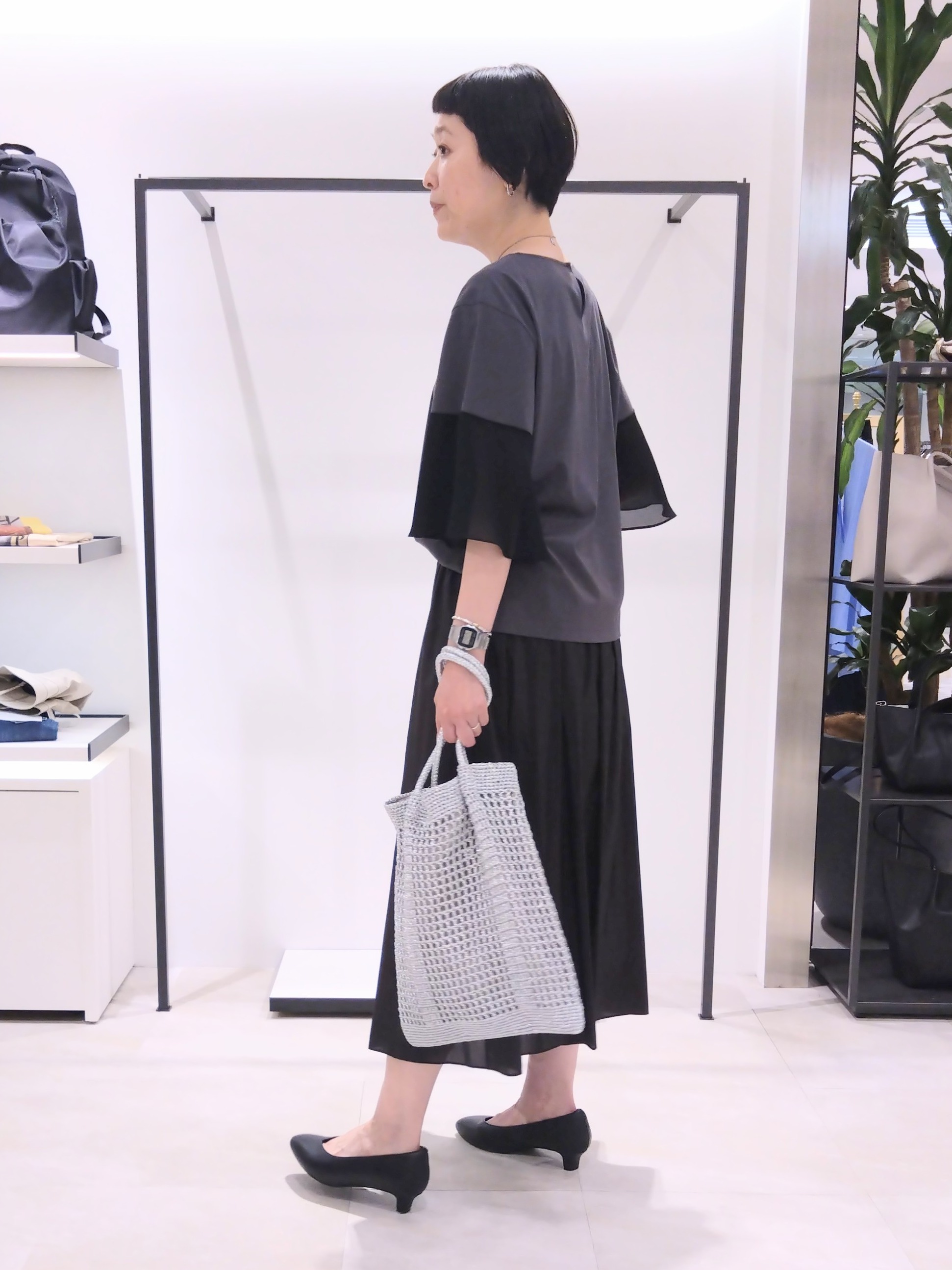 まちこさんの「UNTITLED｜【洗える/華奢見え】袖シアープルオーバー」を使ったコーディネート