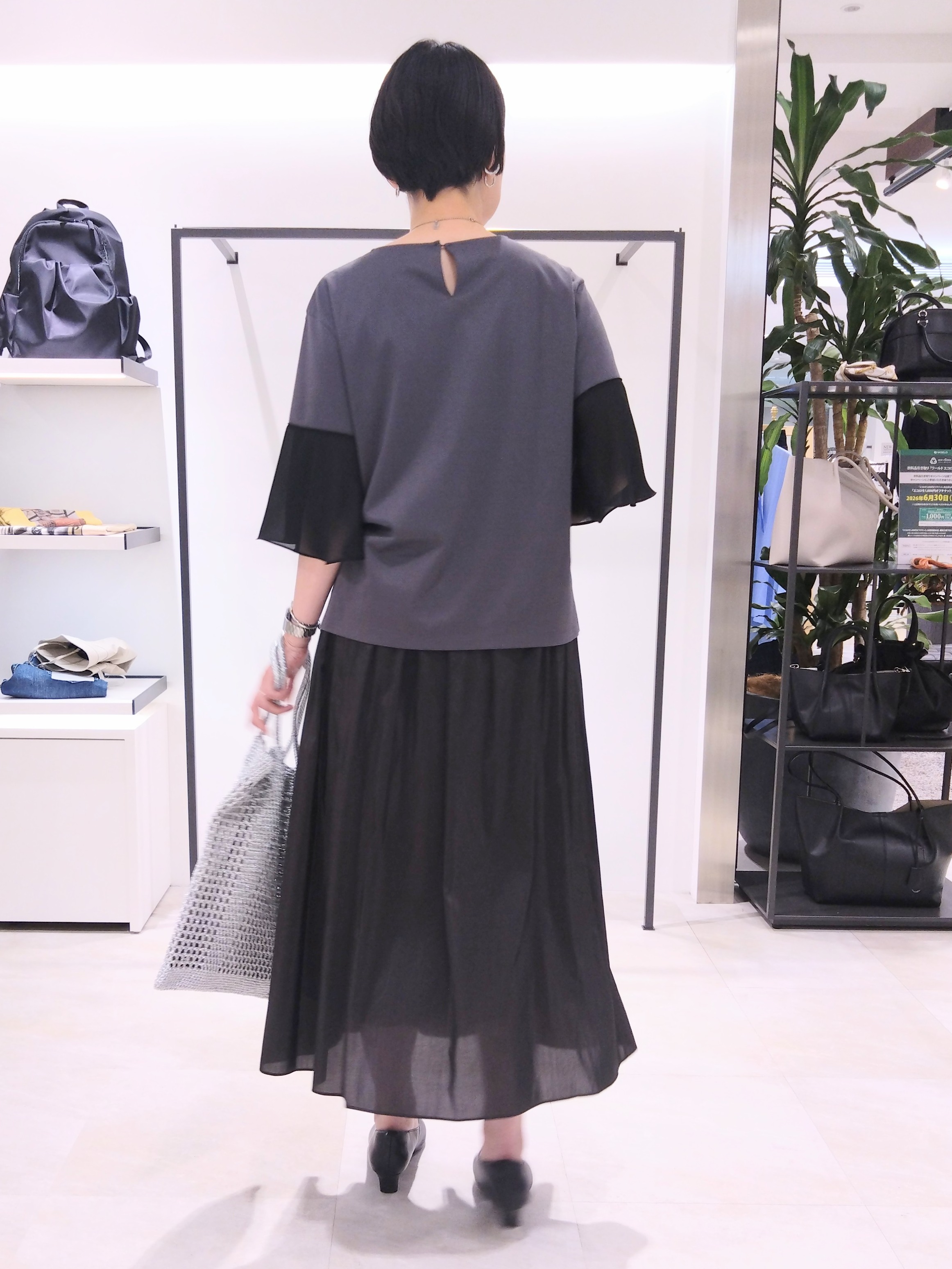まちこさんの「UNTITLED｜【洗える/華奢見え】袖シアープルオーバー」を使ったコーディネート