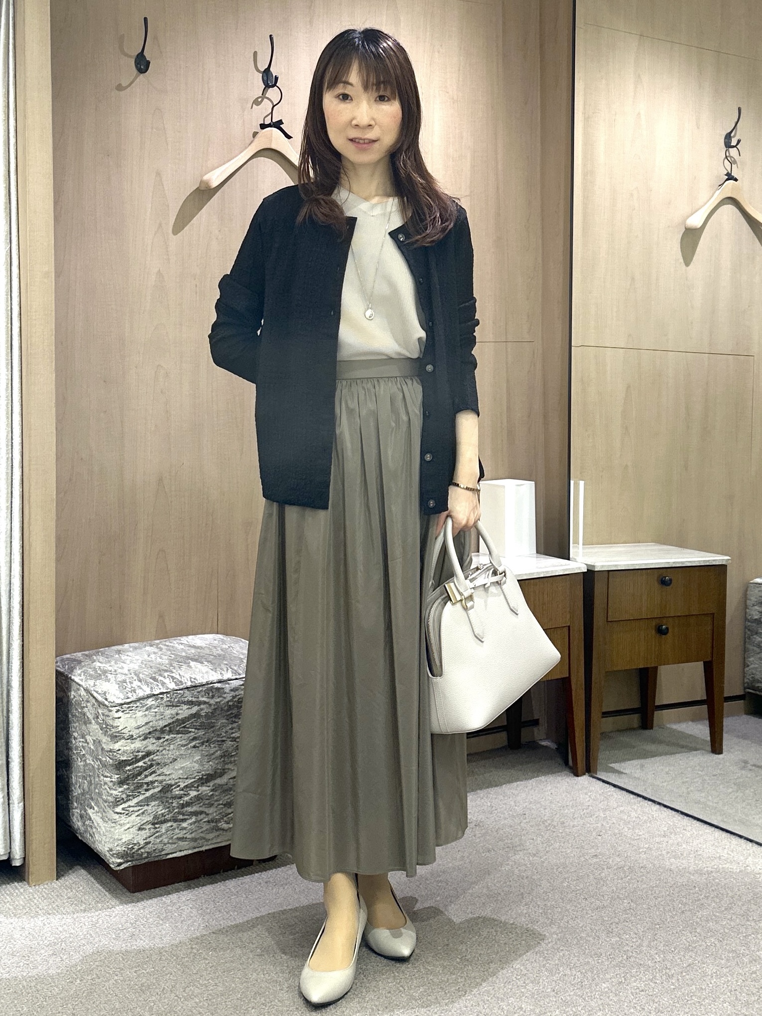 Miwaさんの「UNTITLED｜【11色展開/体型カバー】前後2WAYフレンチスリーブニット」を使ったコーディネート