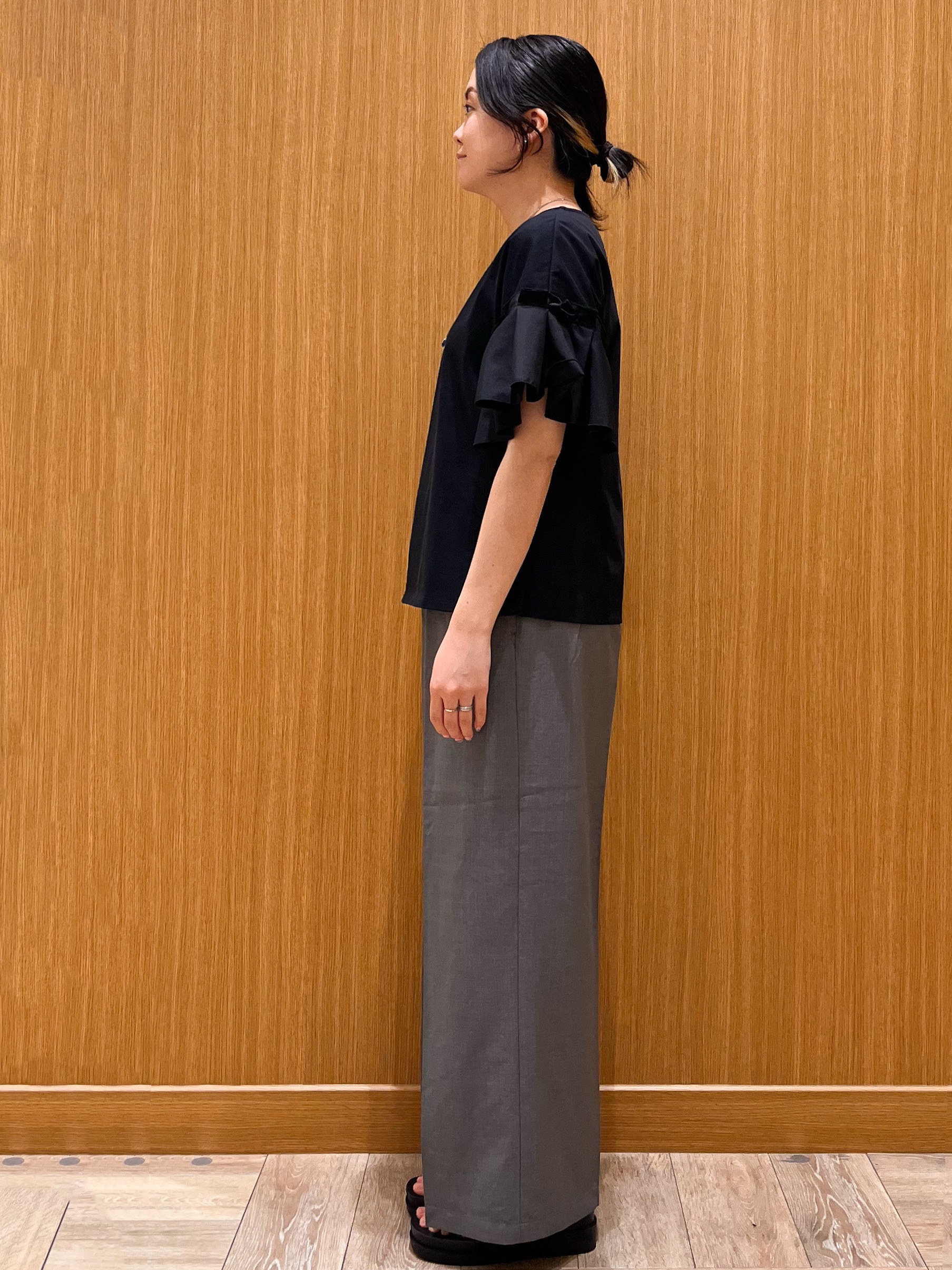 aさんの「OPAQUE.CLIP｜【接触冷感】タックスリーブカットソー《洗濯機OK》」を使ったコーディネート