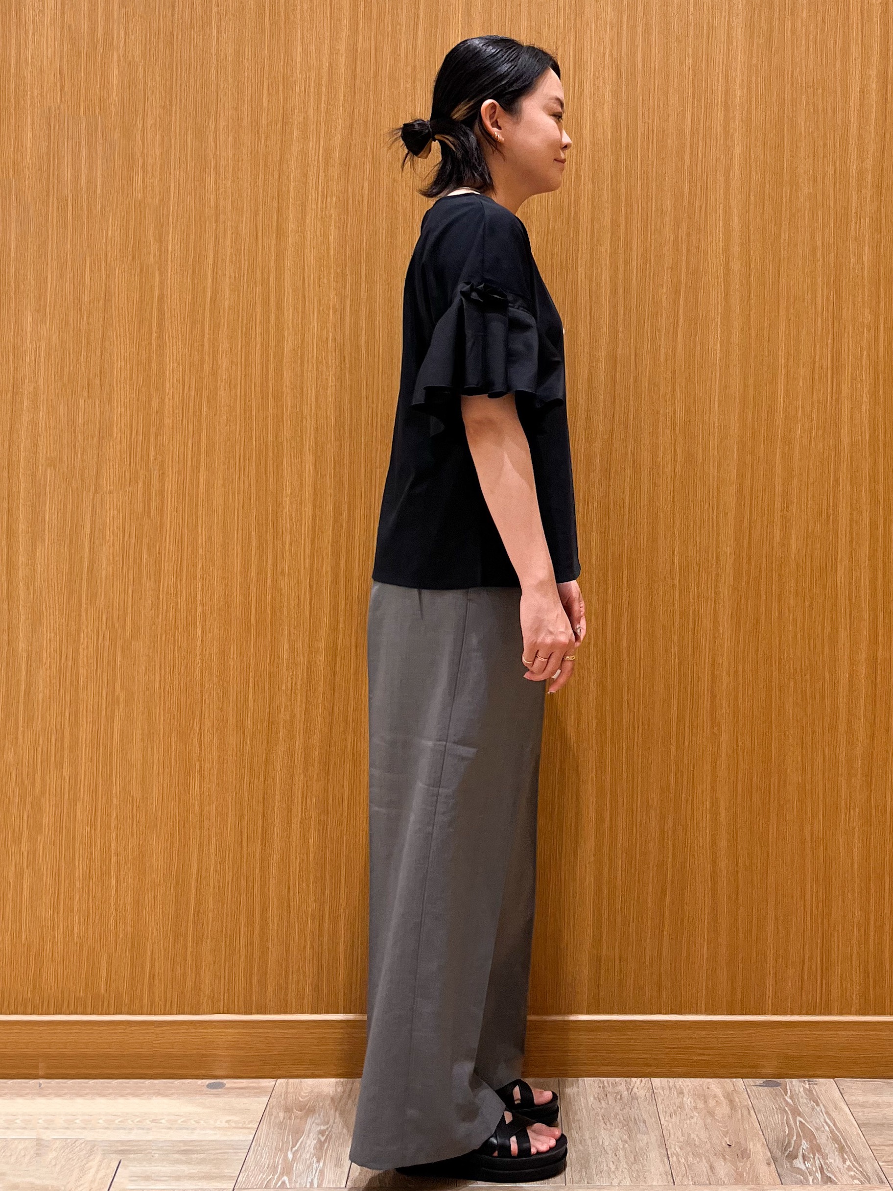 aさんの「OPAQUE.CLIP｜【接触冷感】タックスリーブカットソー《洗濯機OK》」を使ったコーディネート