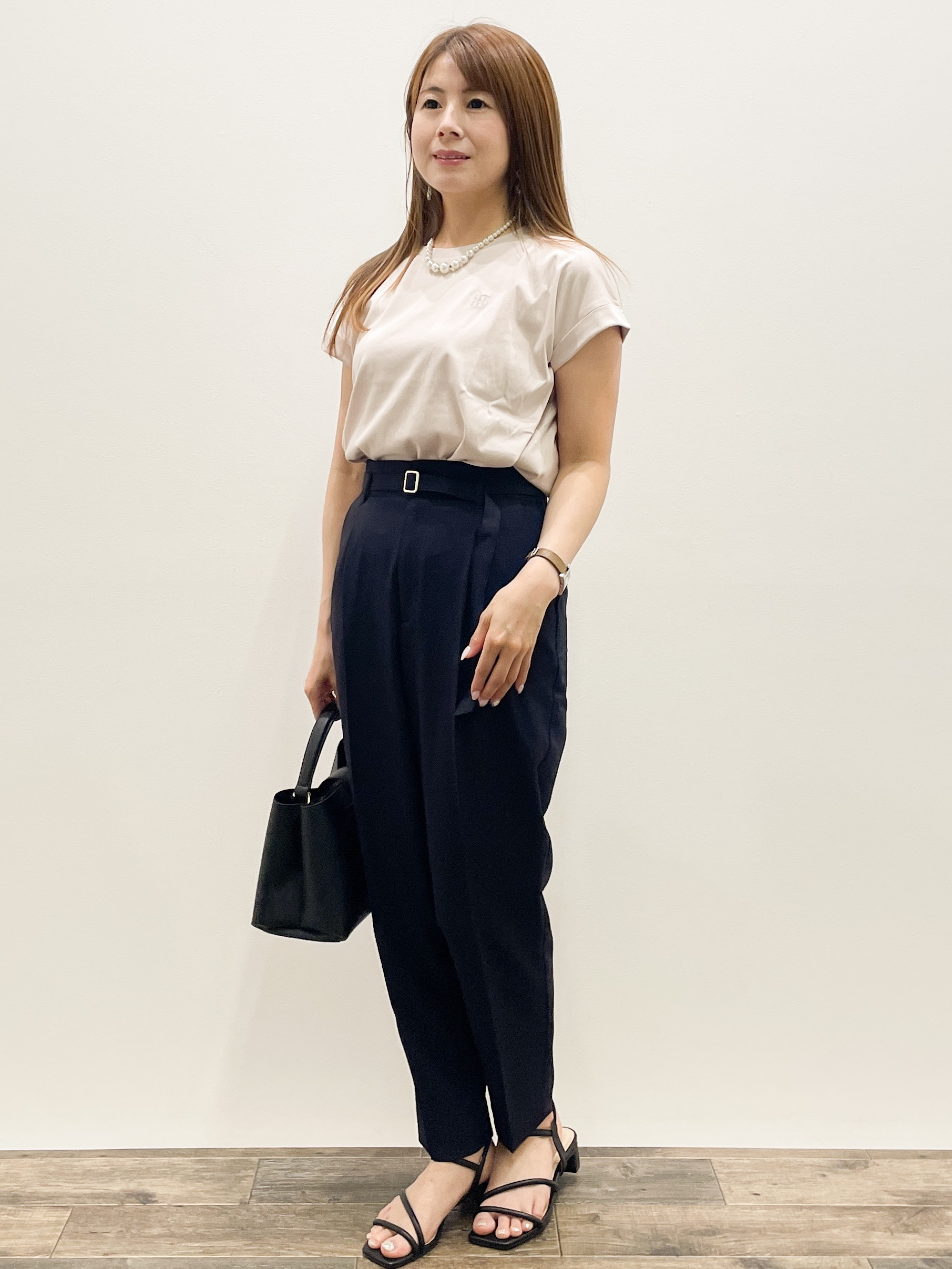 Asukaさんの「OPAQUE.CLIP｜【接触冷感／UV】ワンポイント刺繍Tシャツ《7col／XS~3L／洗濯機OK》」を使ったコーディネート