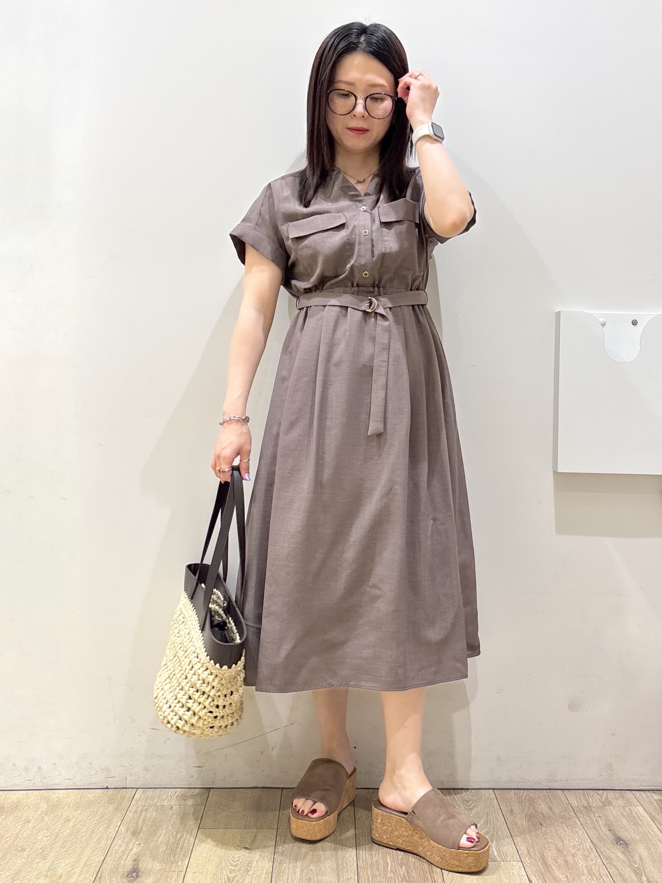 mameさんの「index｜【接触冷感】シアーショートトッパーカーディガン《洗濯機OK／抗ピル》」を使ったコーディネート
