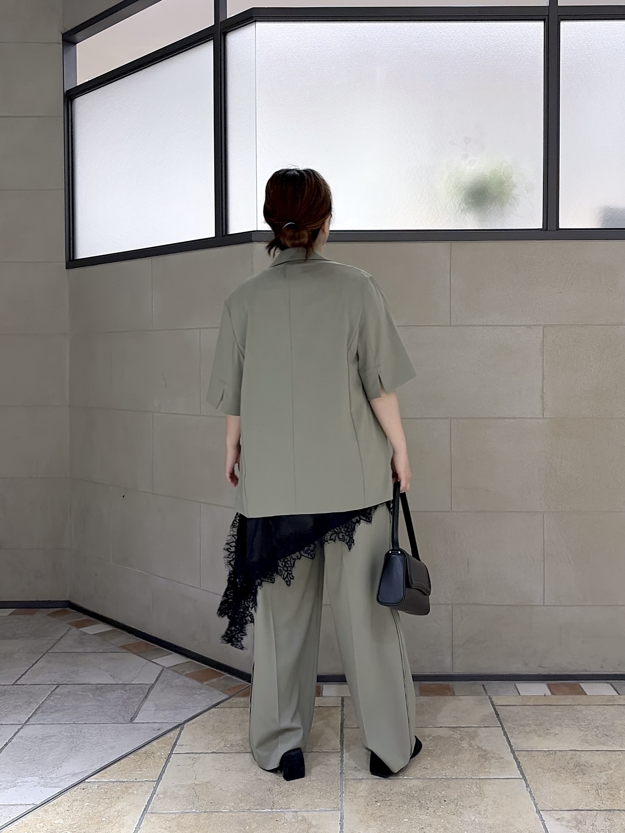 よねさんの「INDIVI｜Comfy SET UP｜ハーフスリーブジャケット【セットアップ対応／通勤／接触冷感／UVカット】」を使ったコーディネート