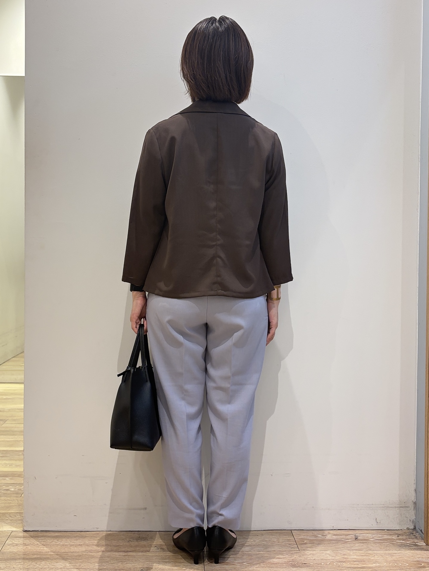 YUKOさんの「index｜【接触冷感／防シワ】ひんやり7分袖テーラードジャケット《洗濯機OK》」を使ったコーディネート