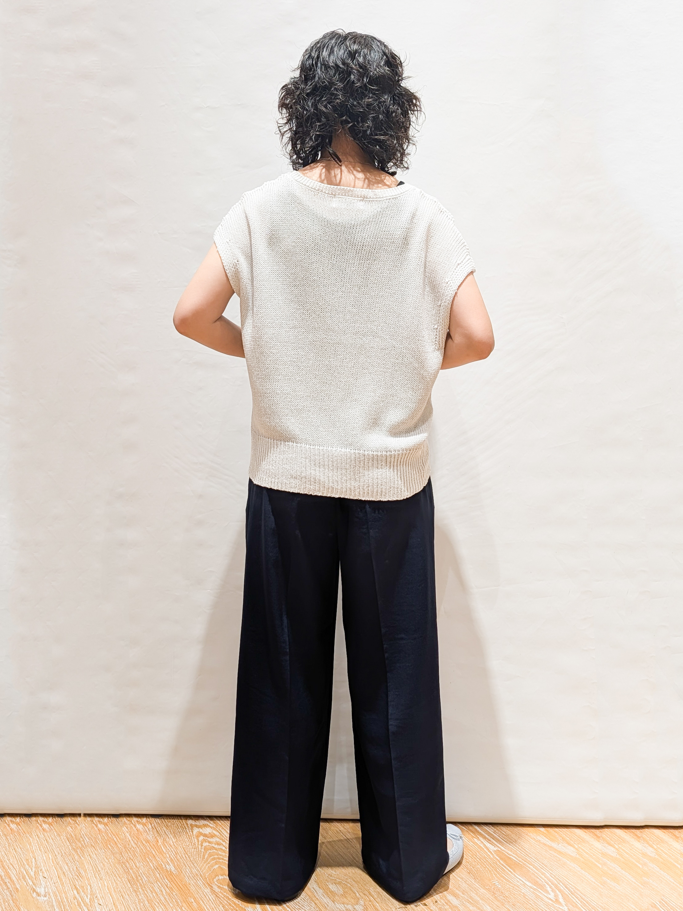 ぽんさんの「OPAQUE.CLIP｜ラメメッシュ フレンチスリーブニット【洗濯機OK】」を使ったコーディネート