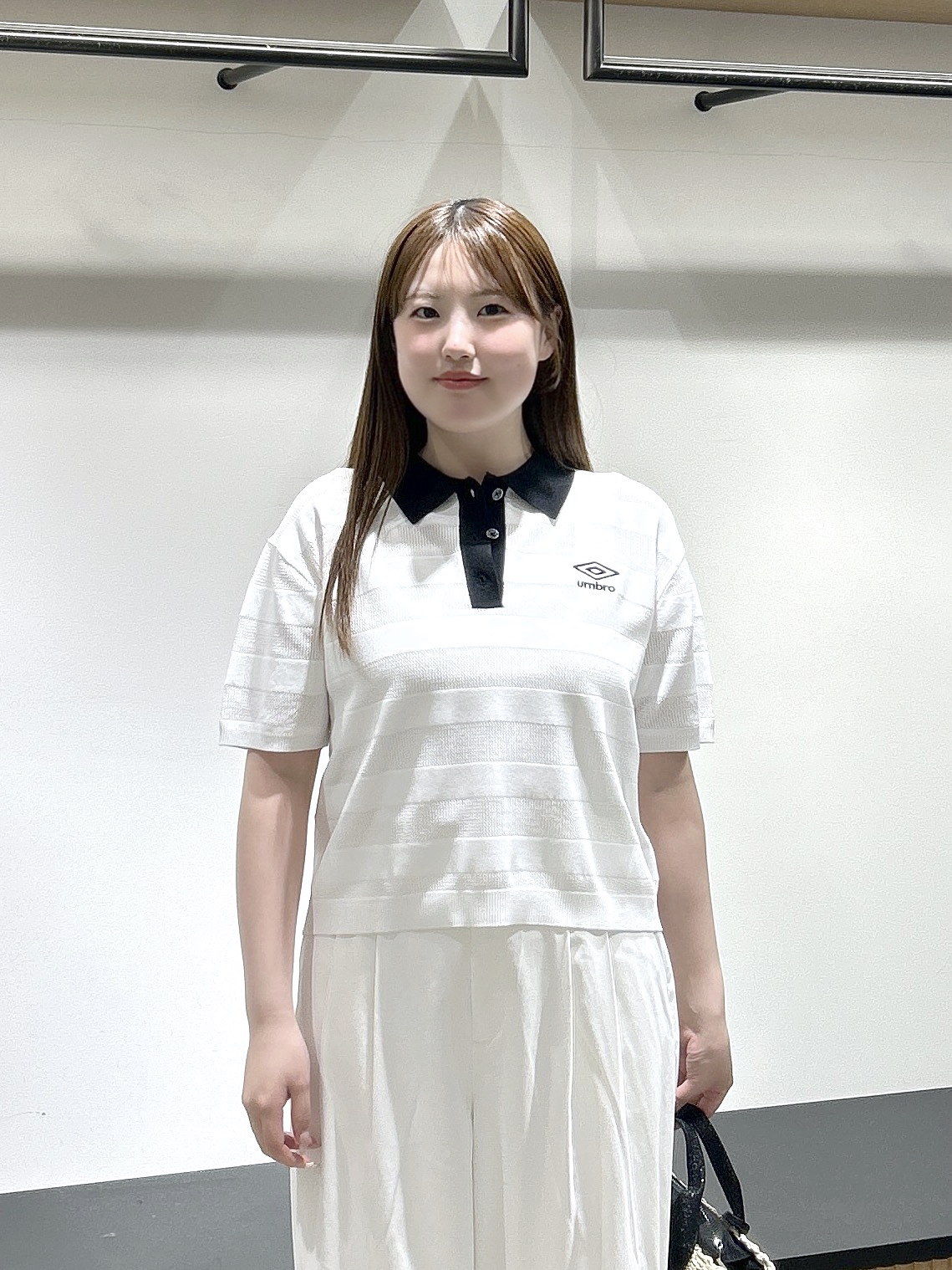 sayaさんの「OPAQUE.CLIP｜◆【umbro／アンブロ】メッシュボーダー配色ポロニット」を使ったコーディネート