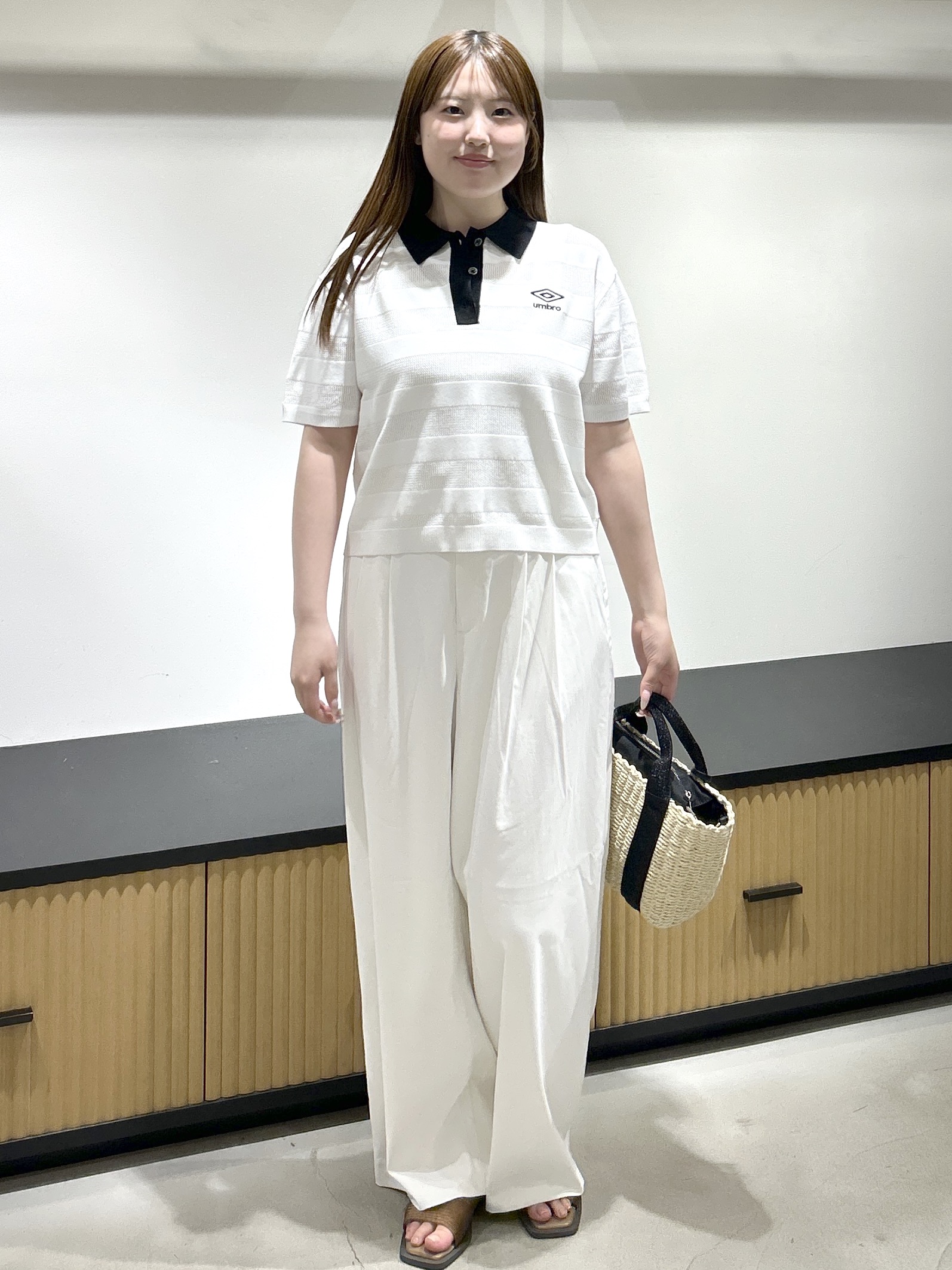 sayaさんの「OPAQUE.CLIP｜◆【umbro／アンブロ】メッシュボーダー配色ポロニット」を使ったコーディネート