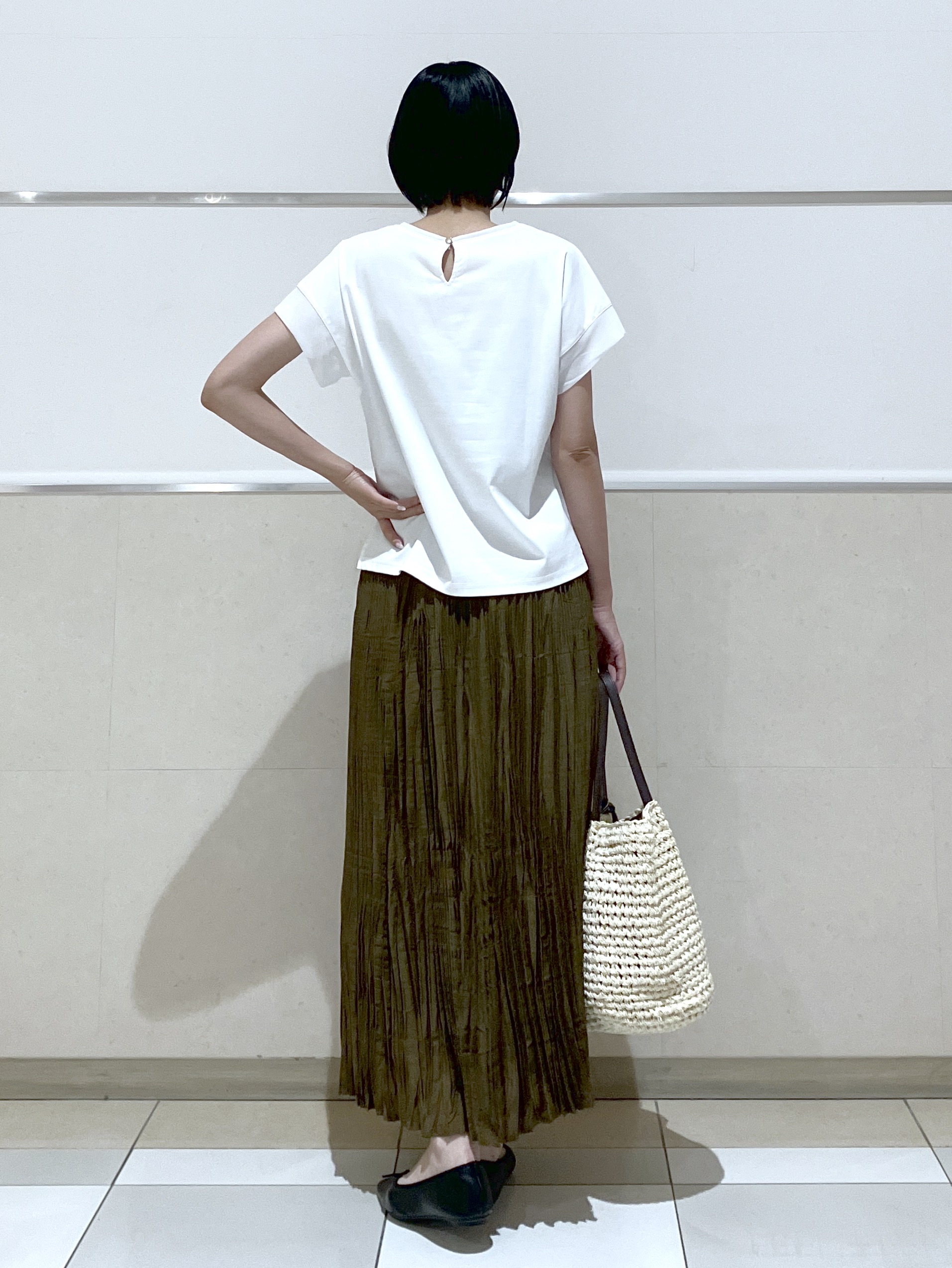 eriko さんの「Dessin｜【UVカット/接触冷感】美光沢カットソー」を使ったコーディネート