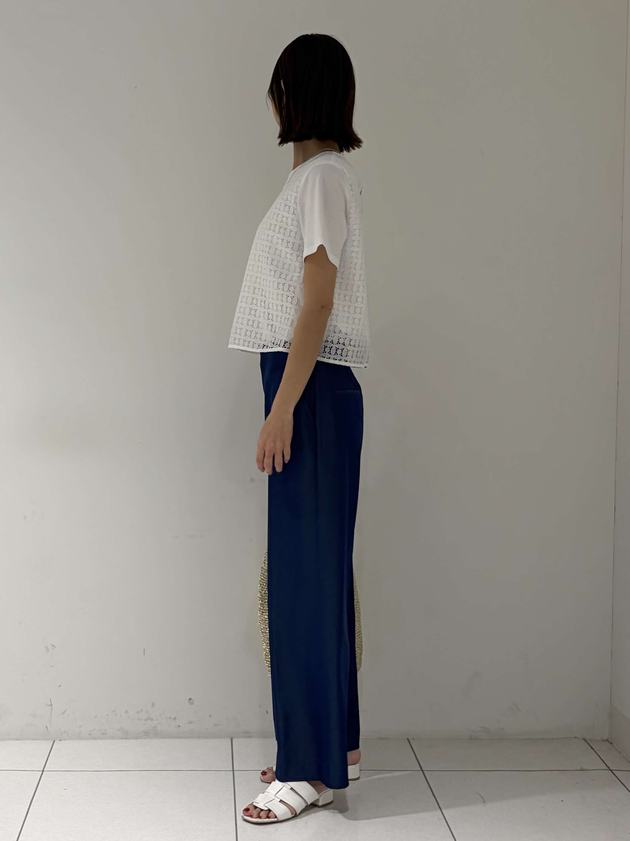 shioriさんの「INDIVI｜【洗える】レイヤード風レースコンビTシャツ」を使ったコーディネート