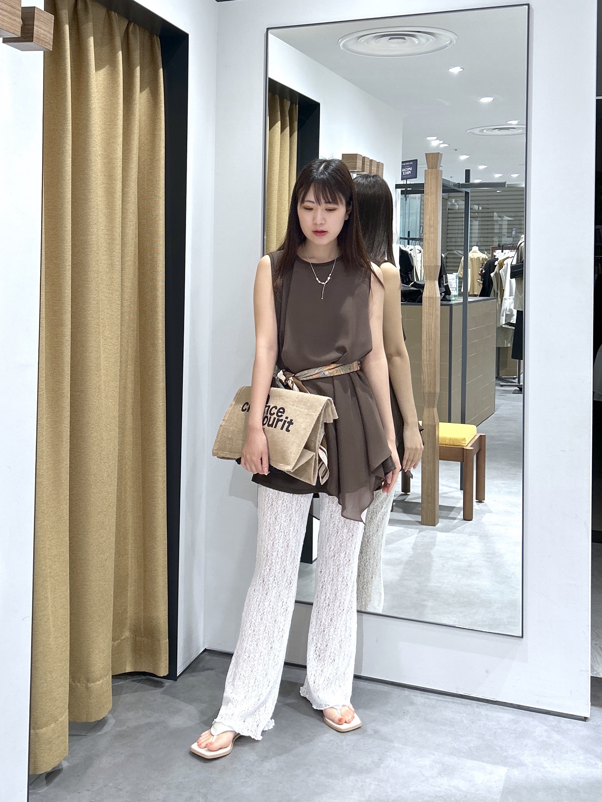 Renoさんの「INDIVI｜ドッキングチュニックカットソー」を使ったコーディネート