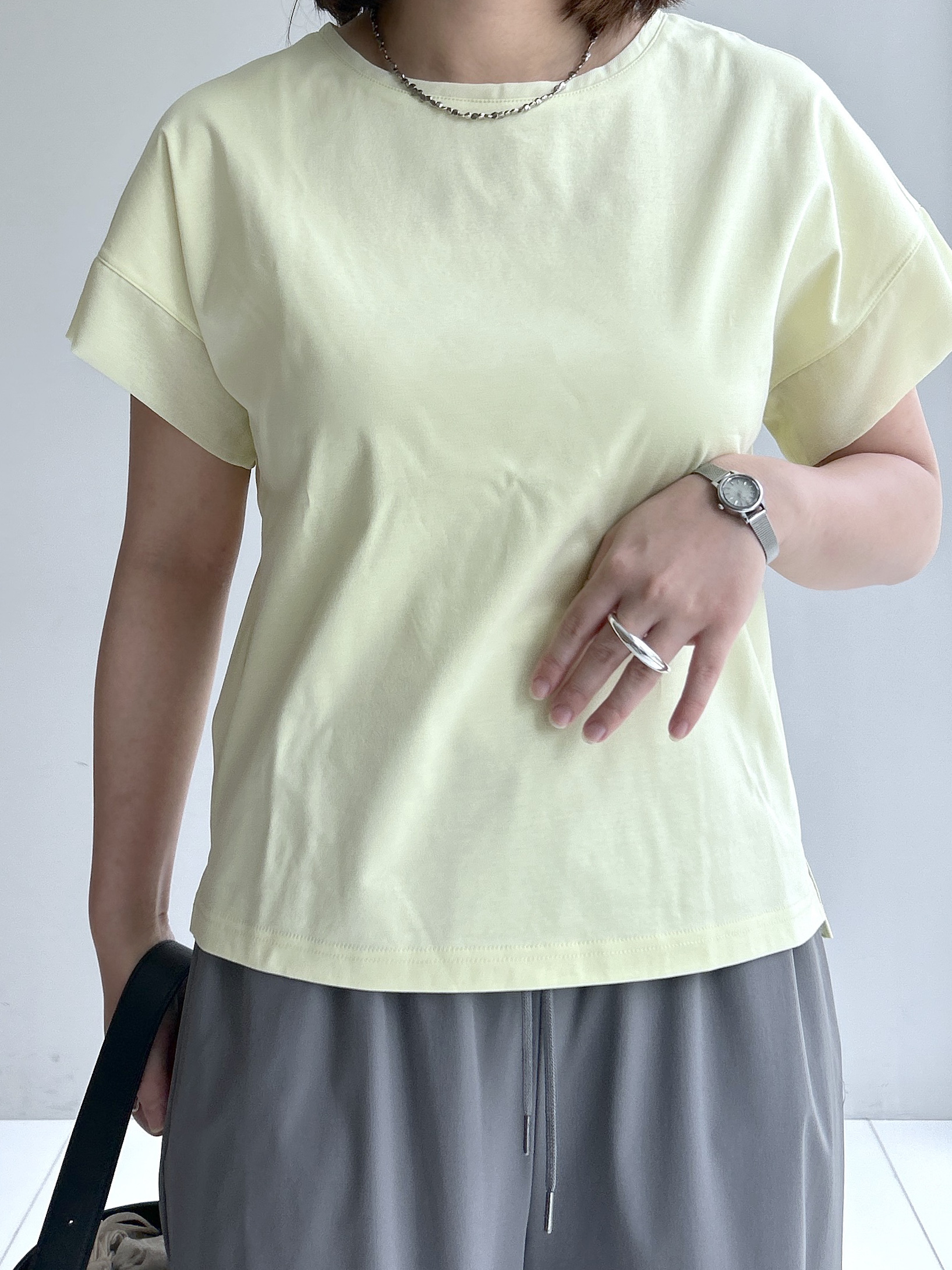 Hirokaさんの「Dessin｜【UVカット/接触冷感】美光沢カットソー」を使ったコーディネート