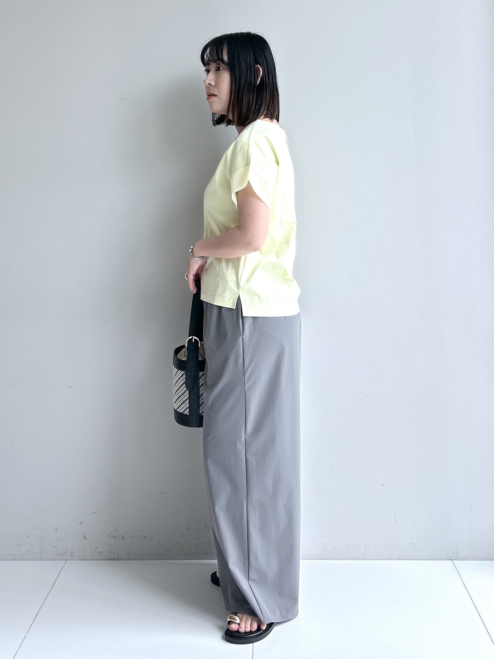 Hirokaさんの「Dessin｜【UVカット/接触冷感】美光沢カットソー」を使ったコーディネート