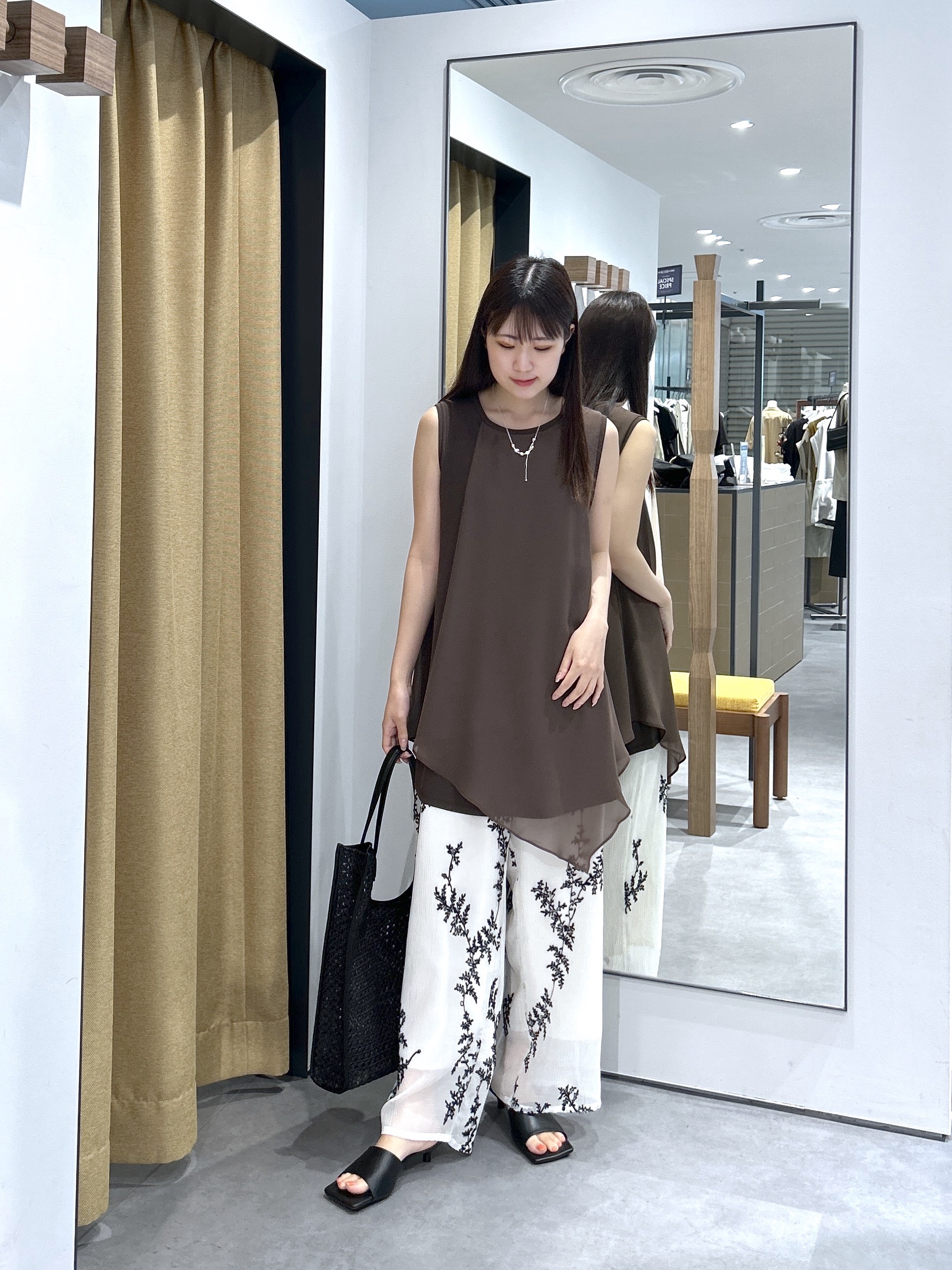 Renoさんの「INDIVI｜ドッキングチュニックカットソー」を使ったコーディネート