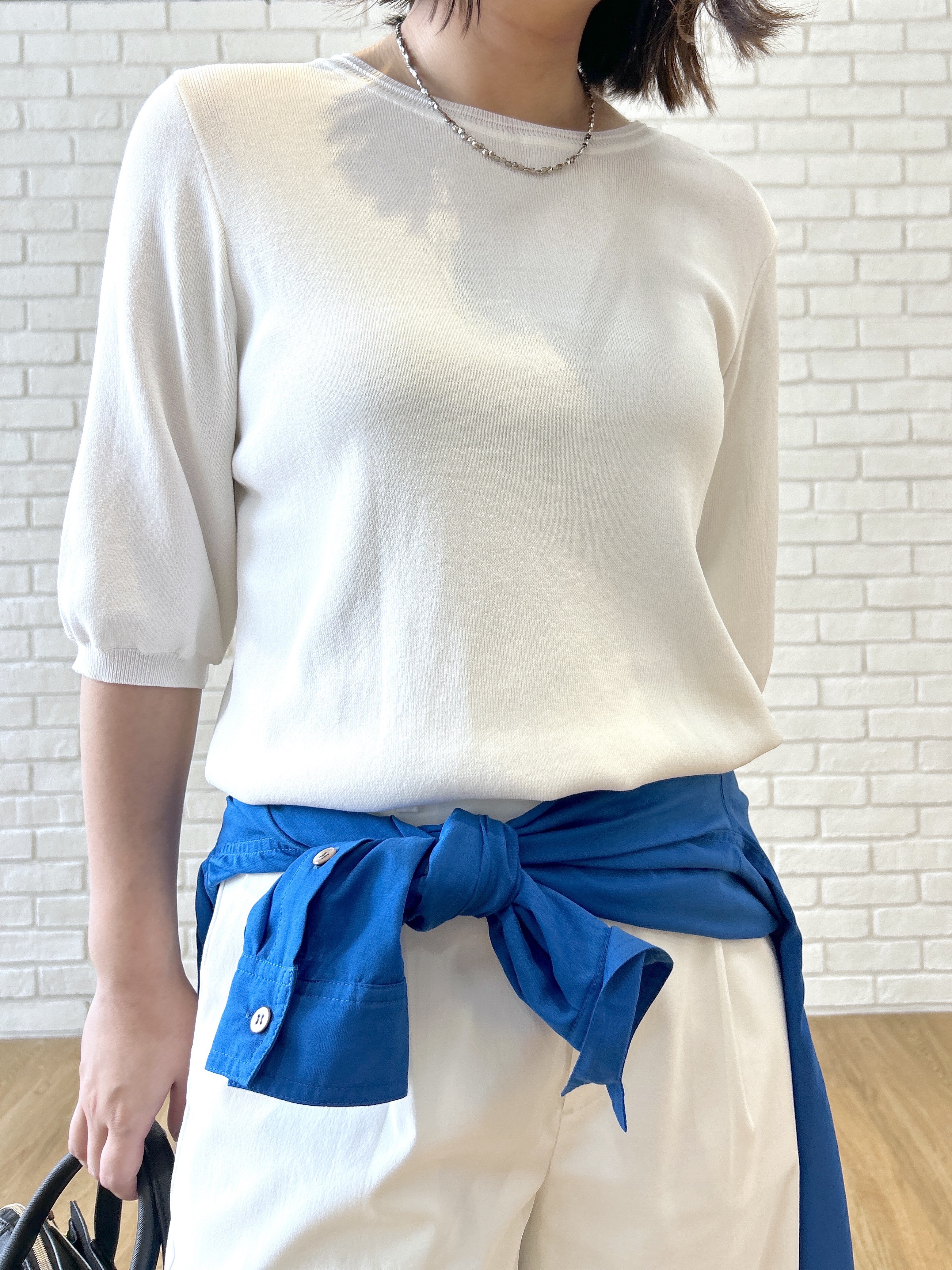 Hirokaさんの「grove｜【シリーズ累計36万枚/UVカット・ひんやり・洗濯機OK】やわらかドライタッチ 五分袖クルーネックニ」を使ったコーディネート