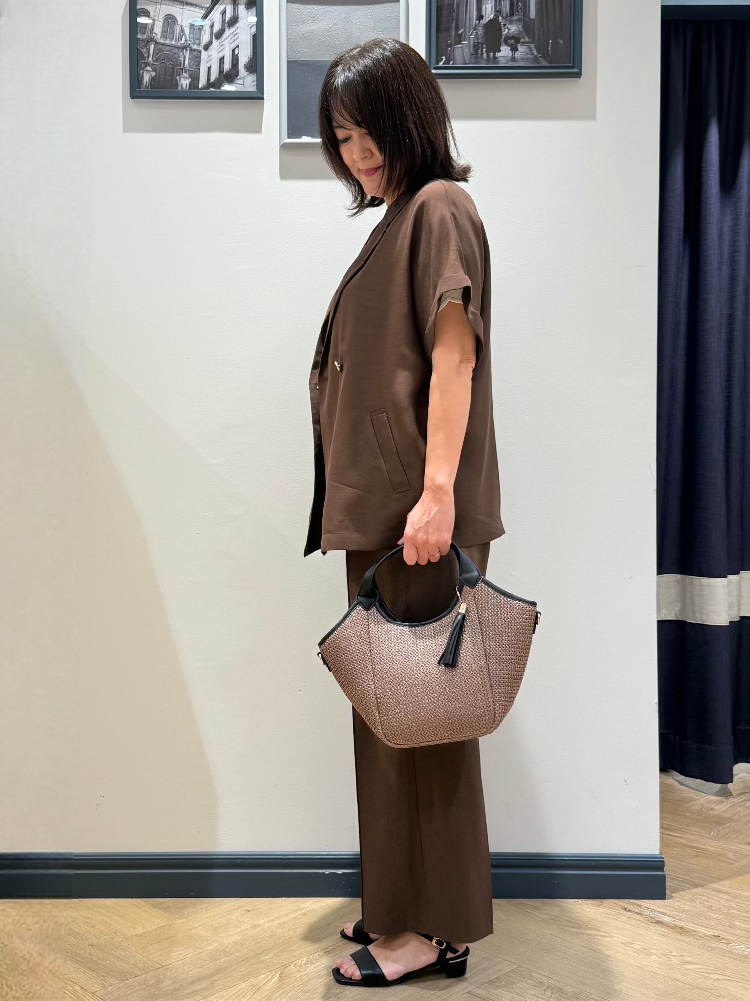 Lilyさんの「grove｜【洗濯機OK/SETUP可】シワになりにくいハーフスリーブジャケット」を使ったコーディネート