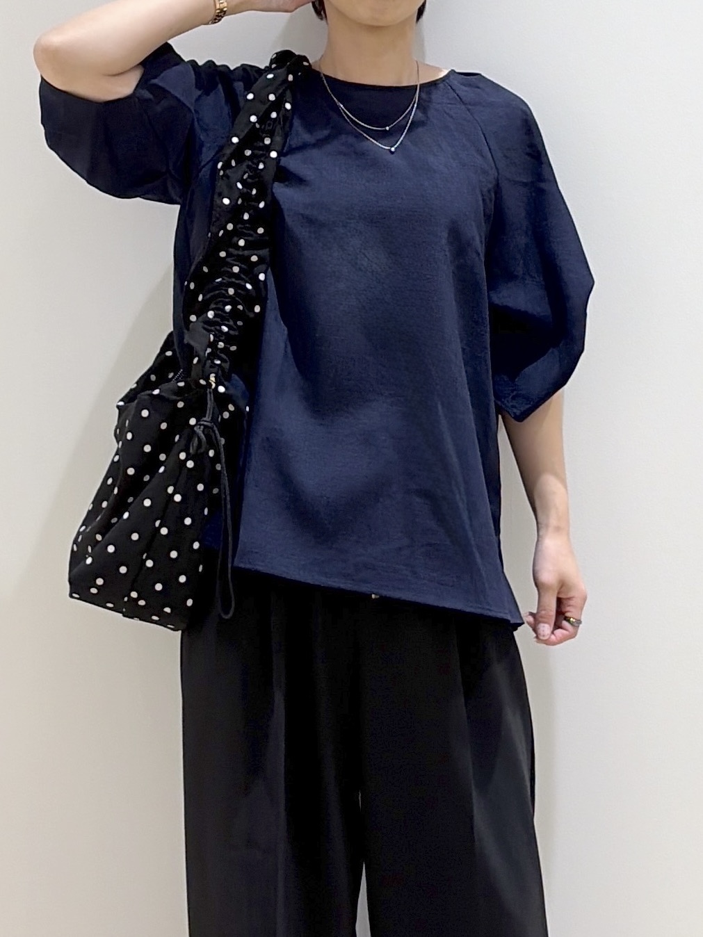 えりさんの「OPAQUE.CLIP｜【接触冷感／吸水速乾】リネンライク タックスリーブブラウス《セットアップ対応／洗濯機OK》」を使ったコーディネート
