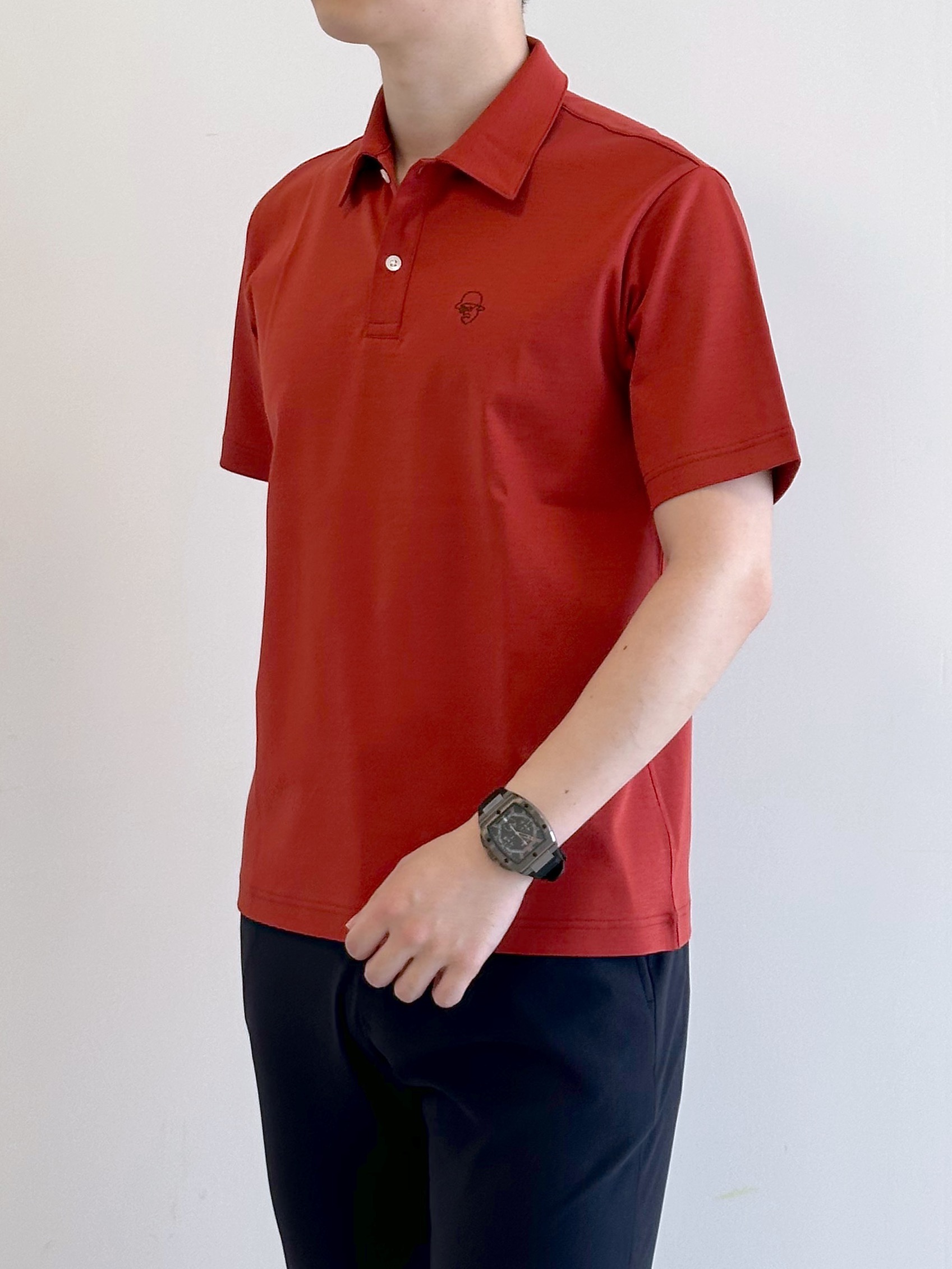 イッシーさんの「TAKEO KIKUCHI｜【接触冷感】アイスクリアコットン ワンポイント ポロシャツ」を使ったコーディネート