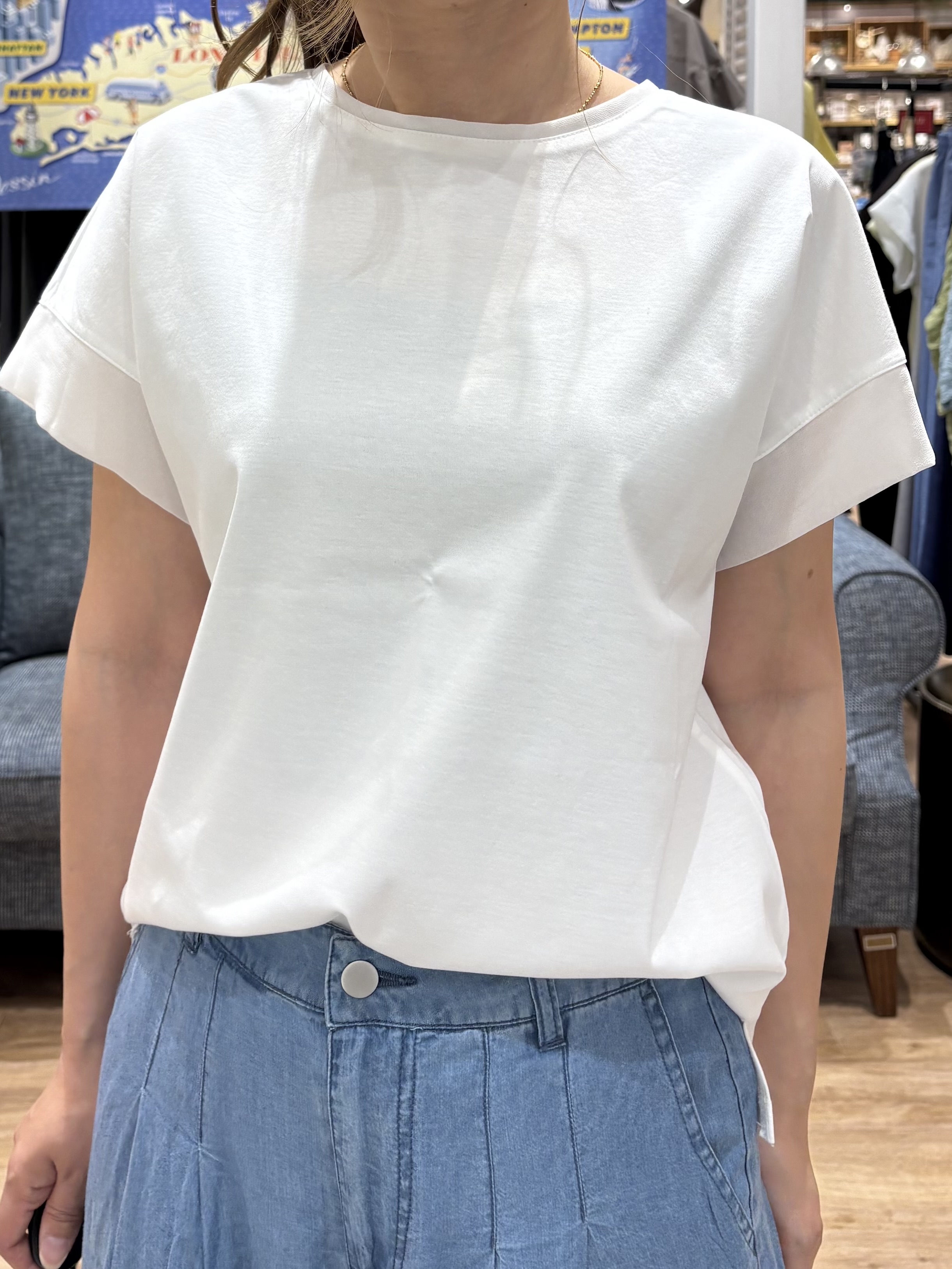 yuinaさんの「Dessin｜【UVカット/接触冷感】美光沢カットソー」を使ったコーディネート