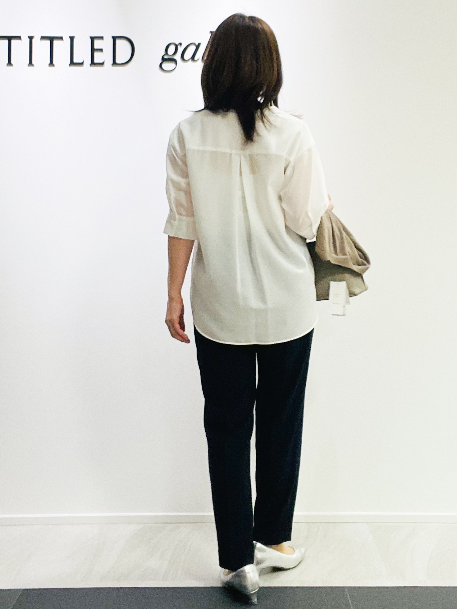 めいさんの「UNTITLED｜【接触冷感/通気性/洗える】フロントフリルブラウス」を使ったコーディネート