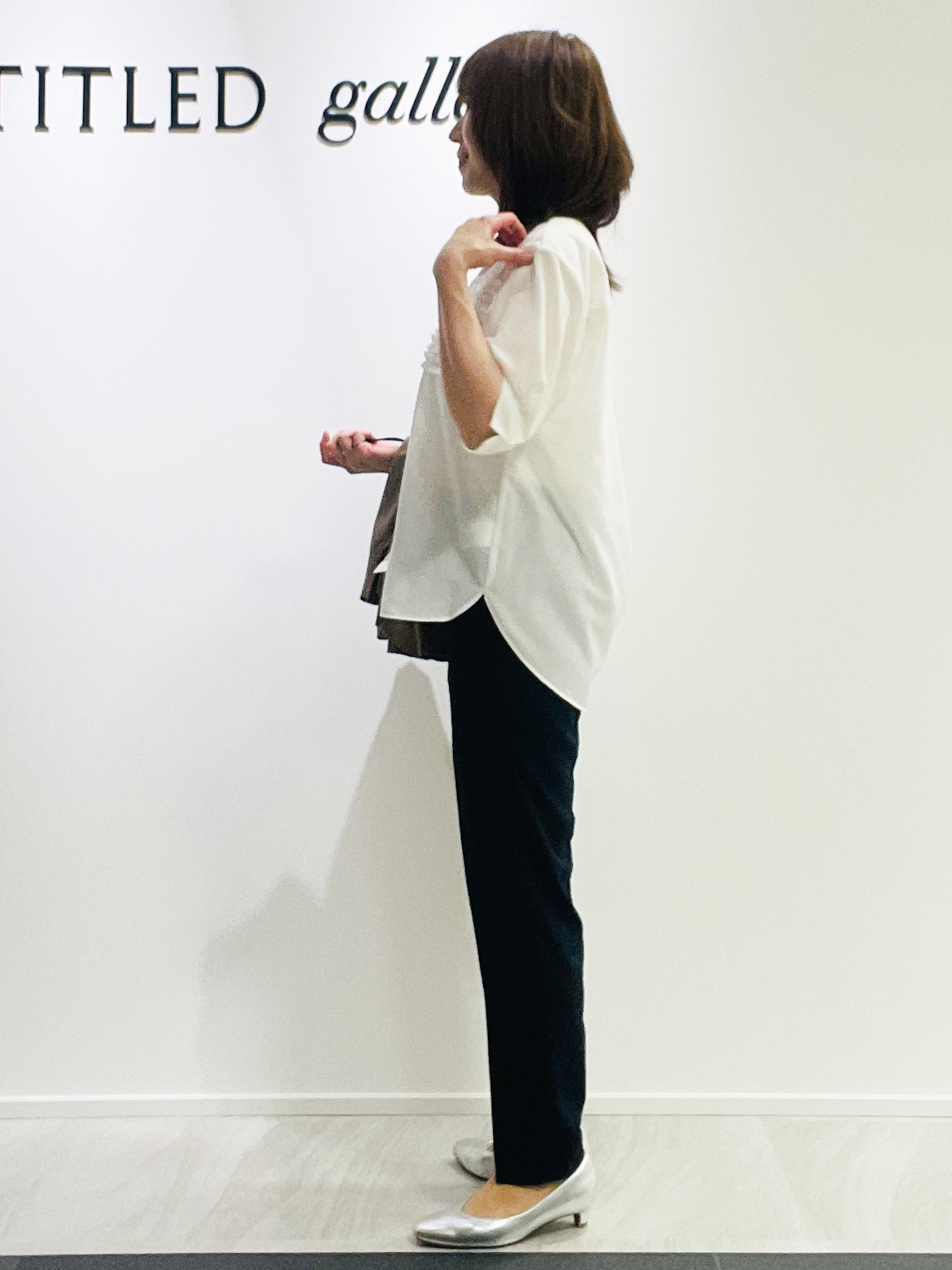 めいさんの「UNTITLED｜【接触冷感/通気性/洗える】フロントフリルブラウス」を使ったコーディネート