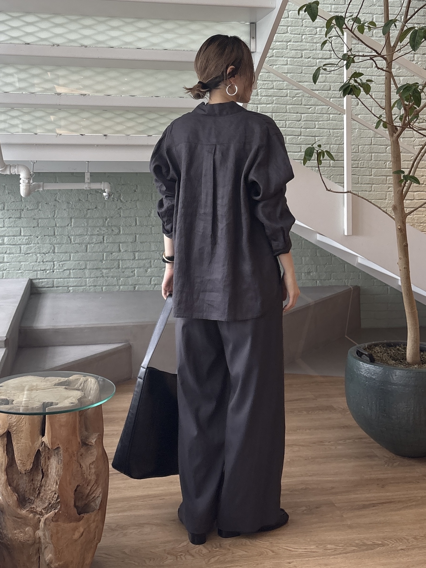 kotakiさんの「INDIVI｜【接触冷感／2WAY】カシュクールリネンシャツ」を使ったコーディネート