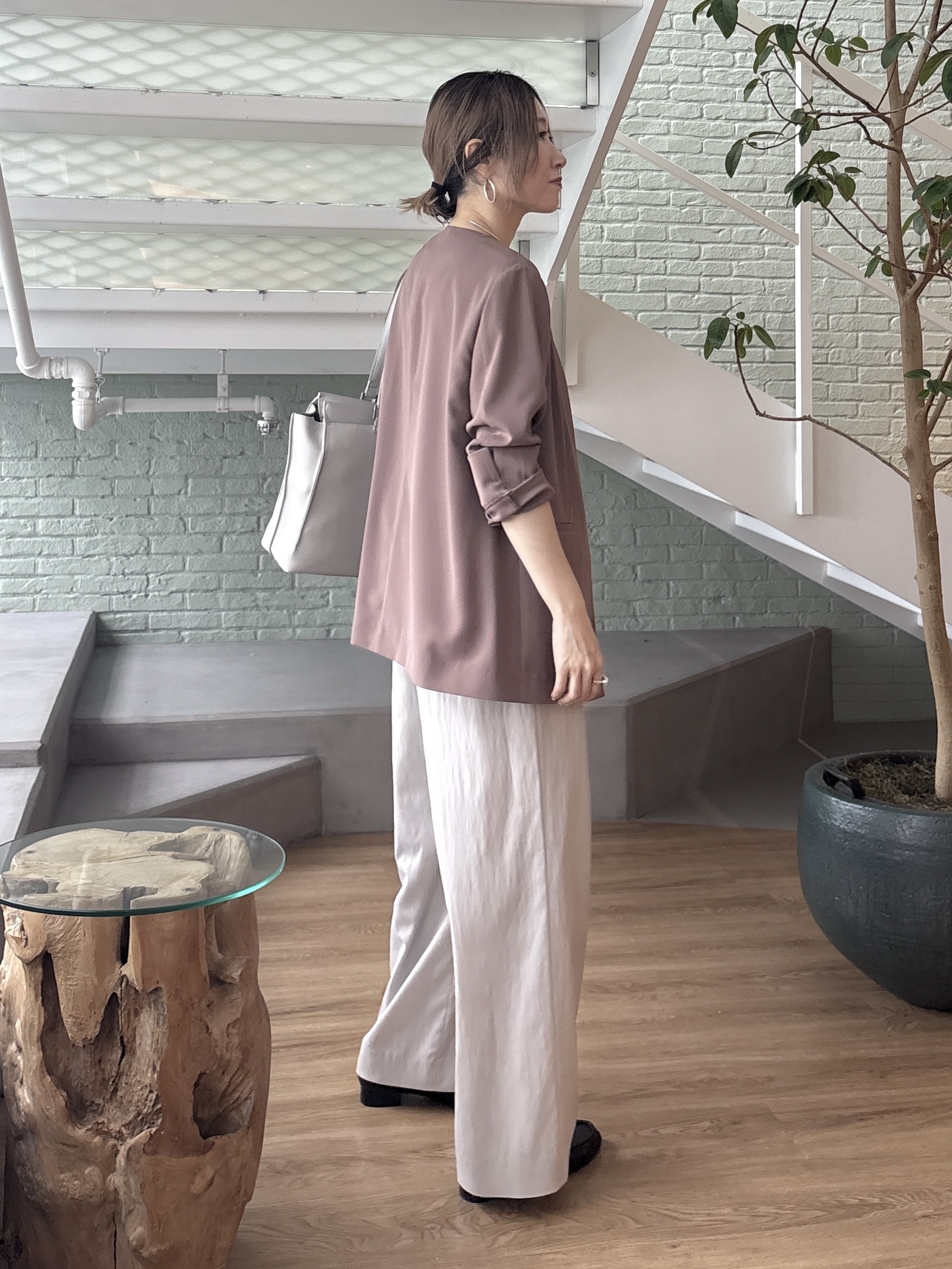 kotakiさんの「INDIVI｜【接触冷感／透湿／着る日傘】ノーカラージャケット」を使ったコーディネート