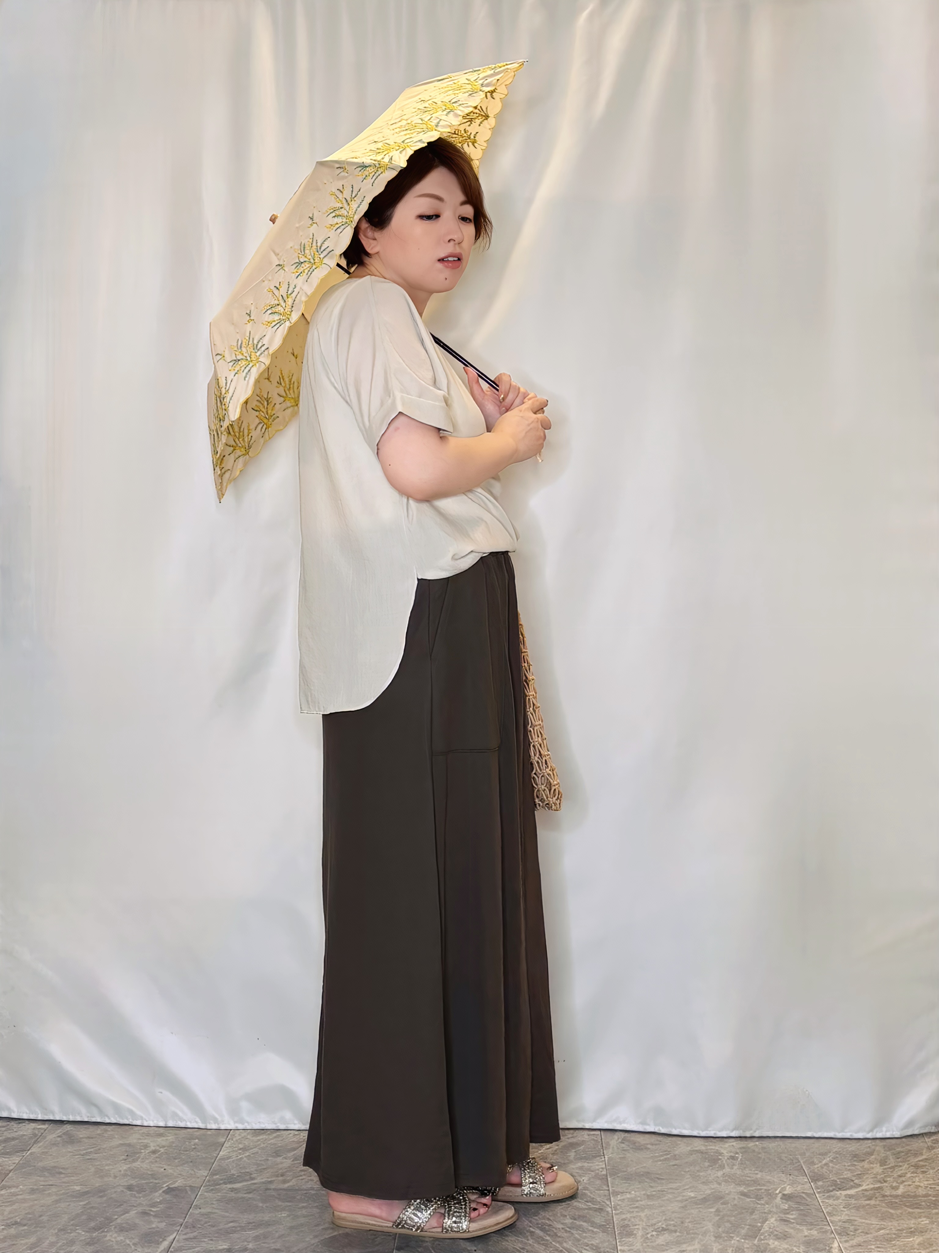 たみさんの「SHOO･LA･RUE｜【着丈選べる/体型カバー】洗濯後しわになりにくい さらっと快適ドルマントップス」を使ったコーディネート