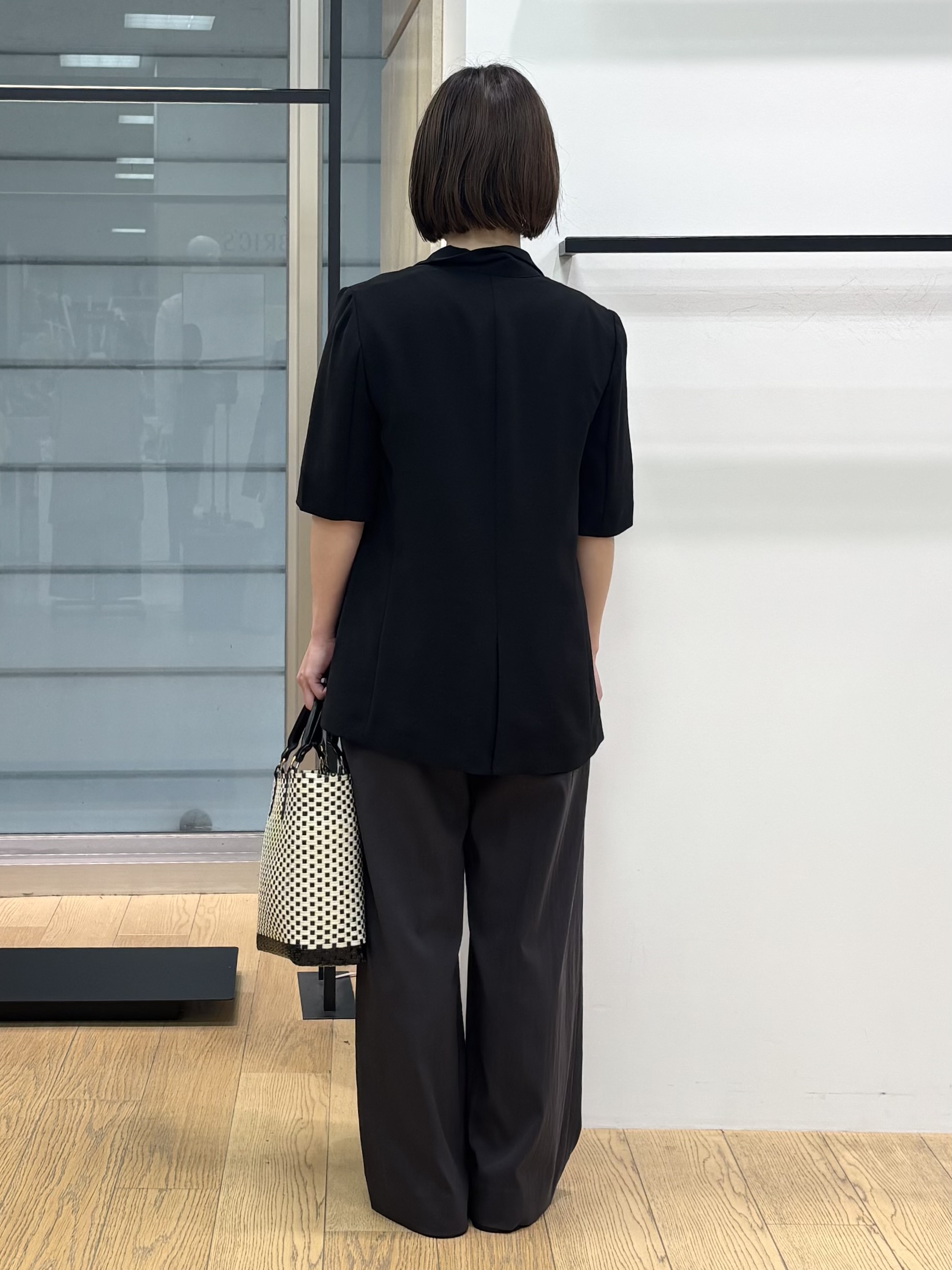 asamiさんの「INDIVI｜【着る日傘／SETUP可能】ビスチェレイヤード風トップス」を使ったコーディネート