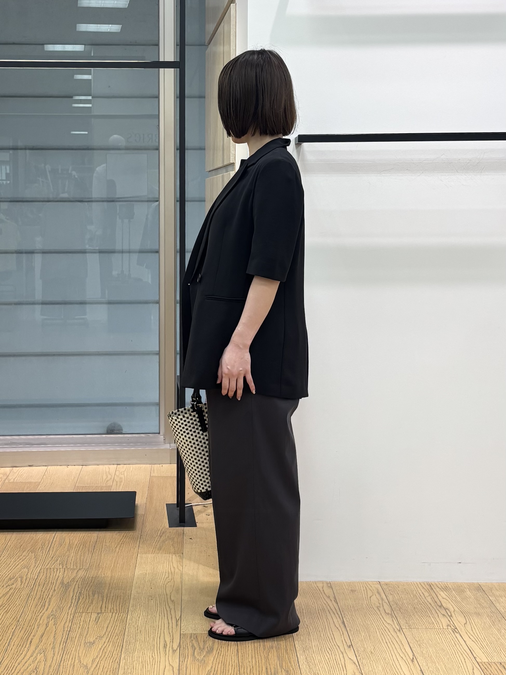 asamiさんの「INDIVI｜【着る日傘／SETUP可能】ビスチェレイヤード風トップス」を使ったコーディネート