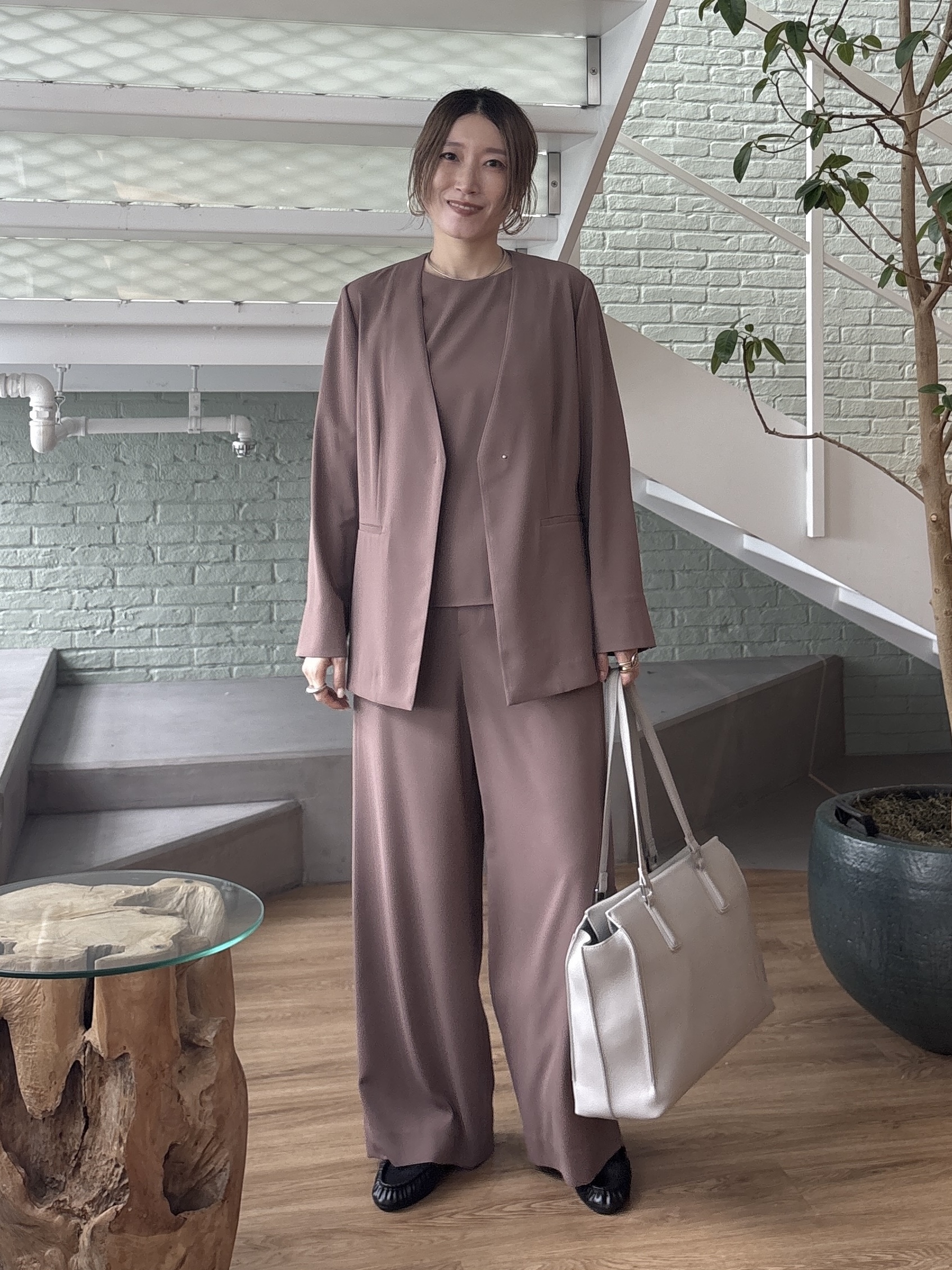 kotakiさんの「INDIVI｜【接触冷感／透湿／着る日傘】ノーカラージャケット」を使ったコーディネート