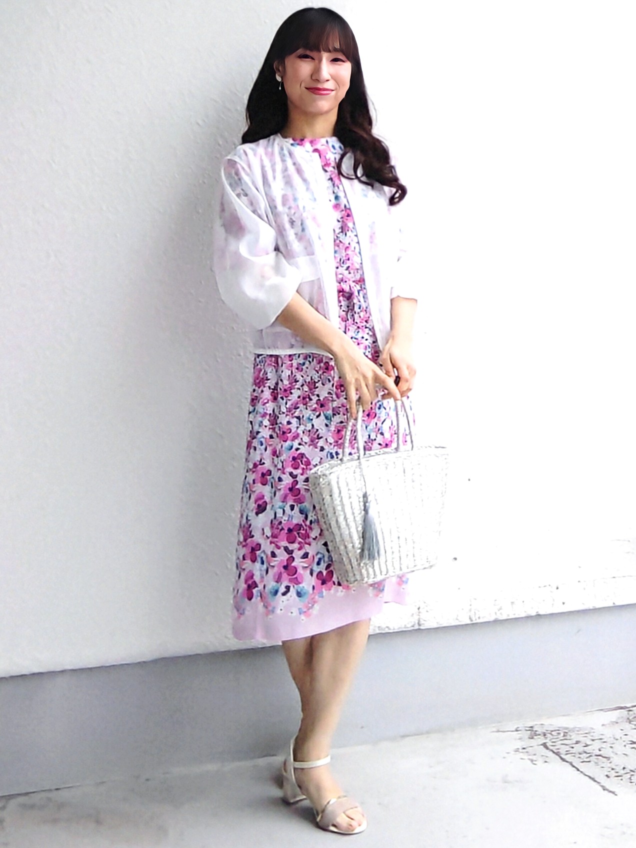 keinaさんの「SunaUna｜小花柄ワンピース」を使ったコーディネート